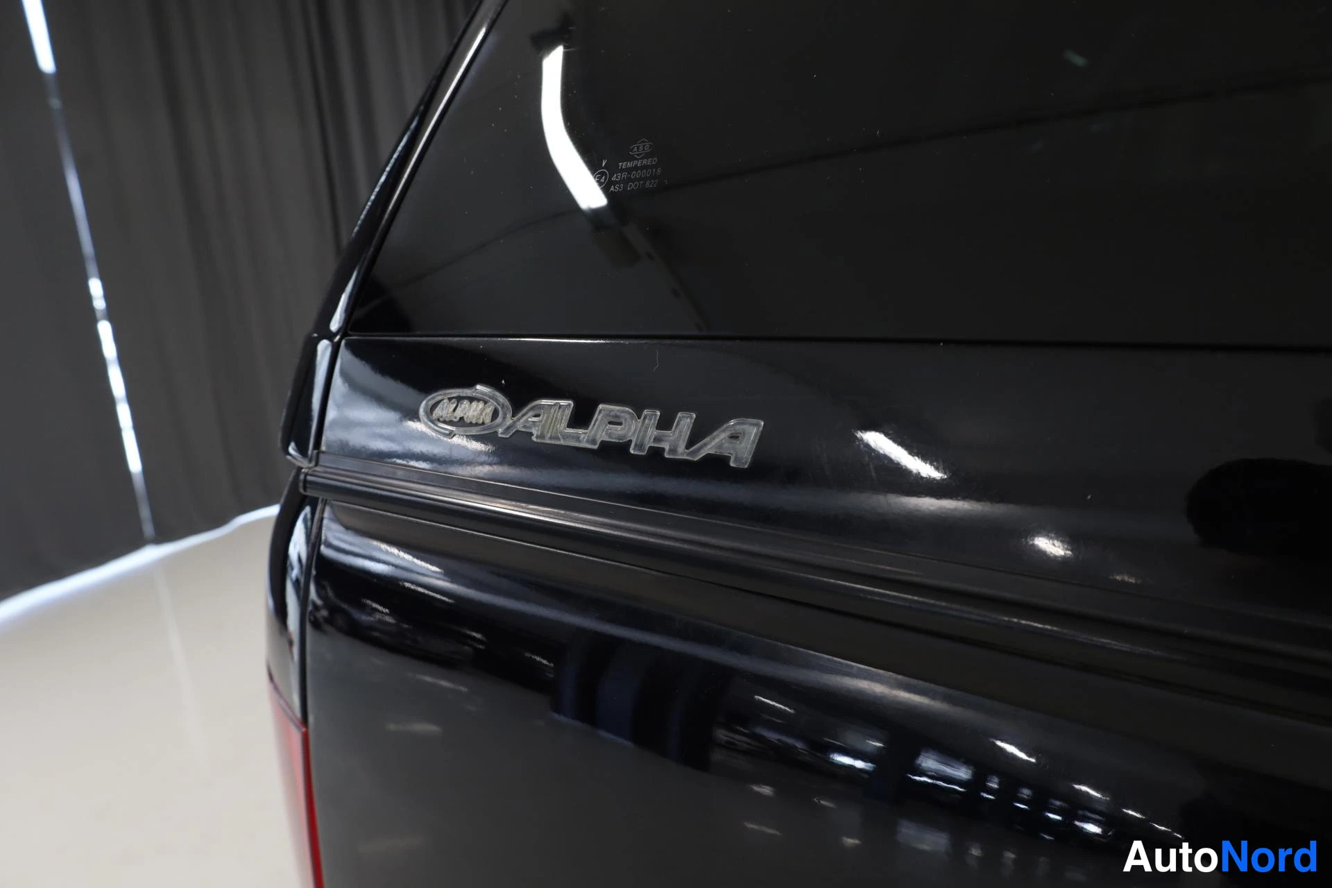 Musta Volkswagen Amarok 2019, yksityiskohta, kuva 29