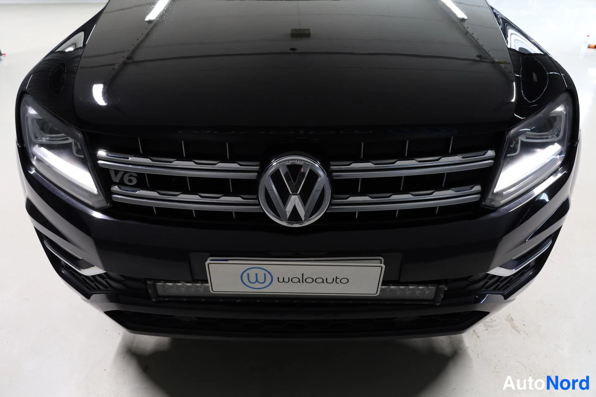 Musta Volkswagen Amarok 2019, yksityiskohta, kuva 30