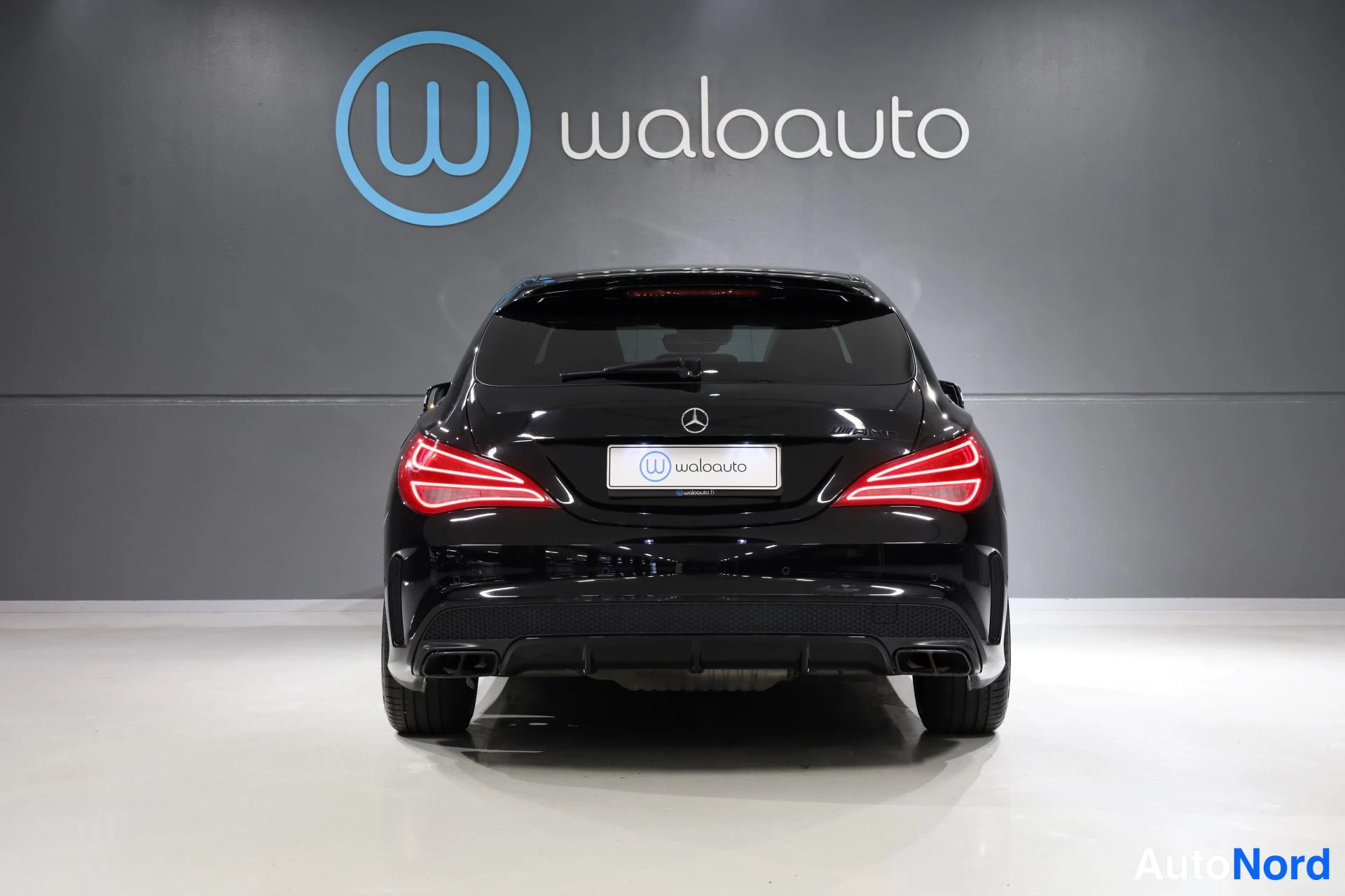 Musta Mercedes-Benz CLA 45 AMG 2015, takaa, kuva 8