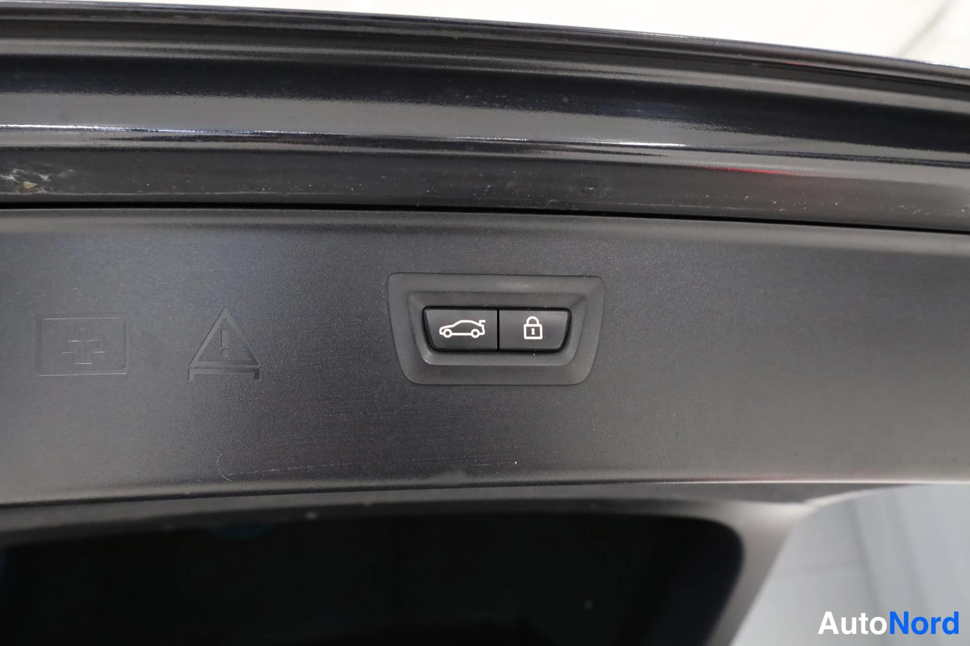 Musta BMW M550d xDrive 2014, yksityiskohta, kuva 31