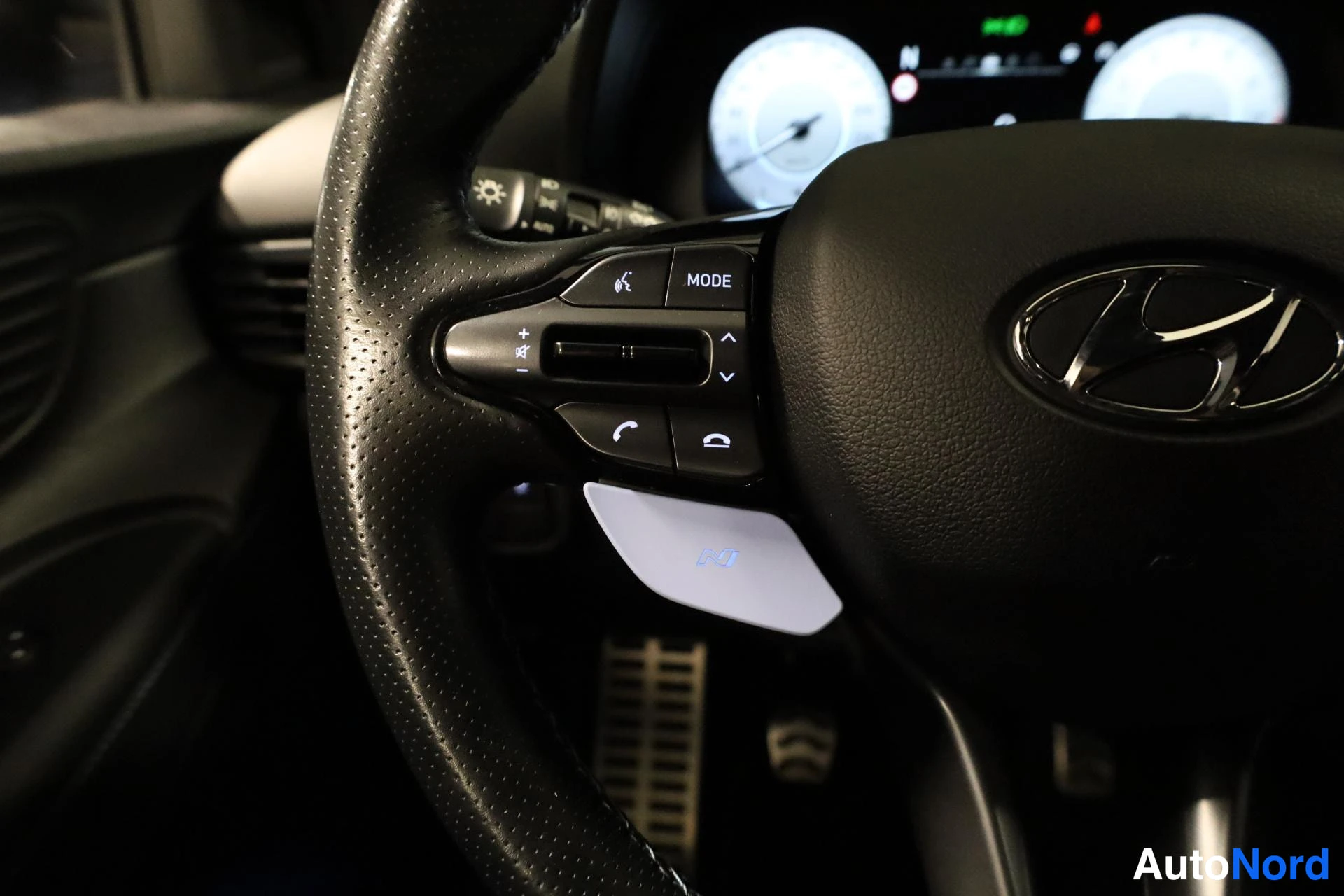 Sininen Hyundai i20 N 2021, yksityiskohta, kuva 21