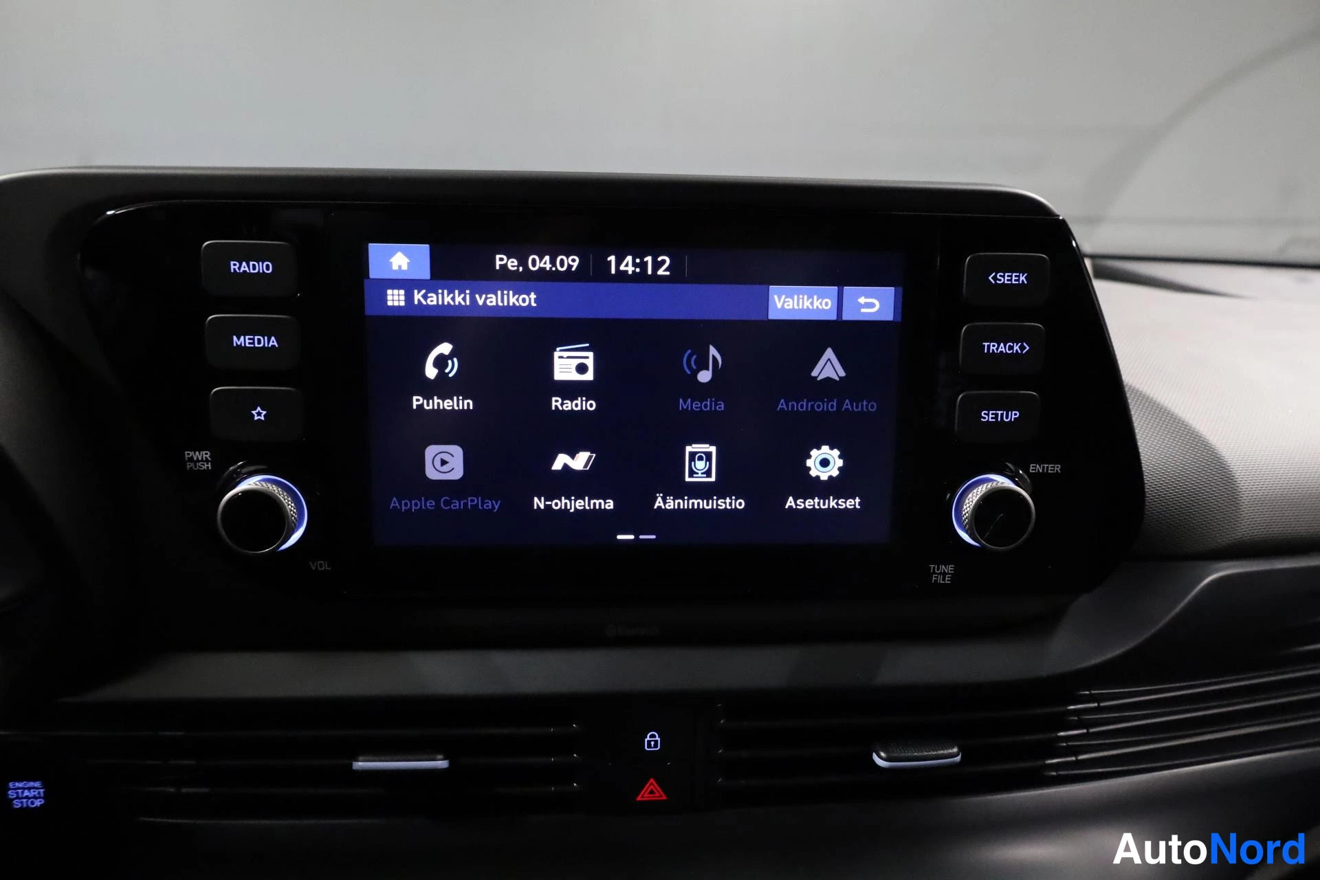 Sininen Hyundai i20 N 2021, yksityiskohta, kuva 29