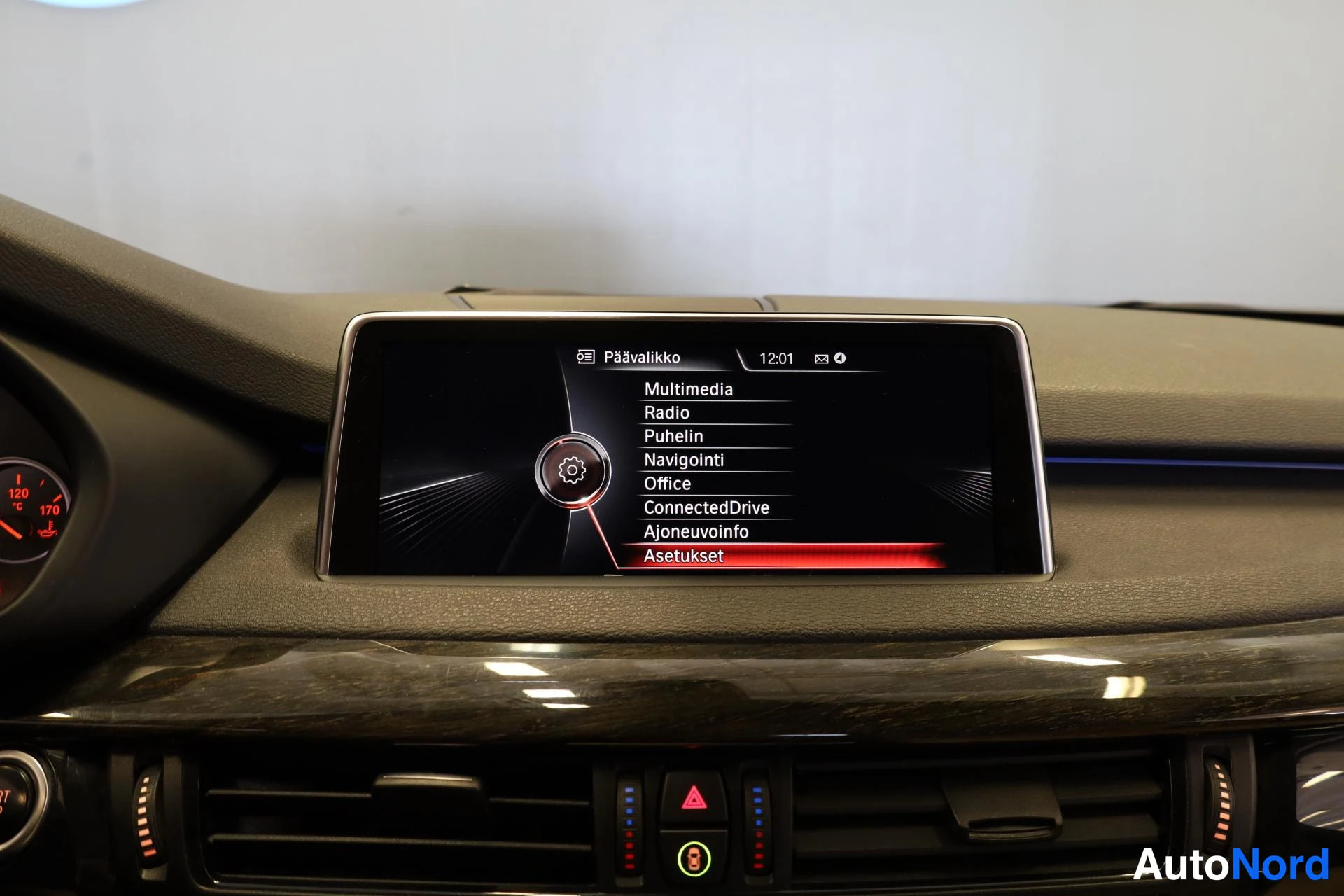 Musta BMW X5 2016, kuva 27