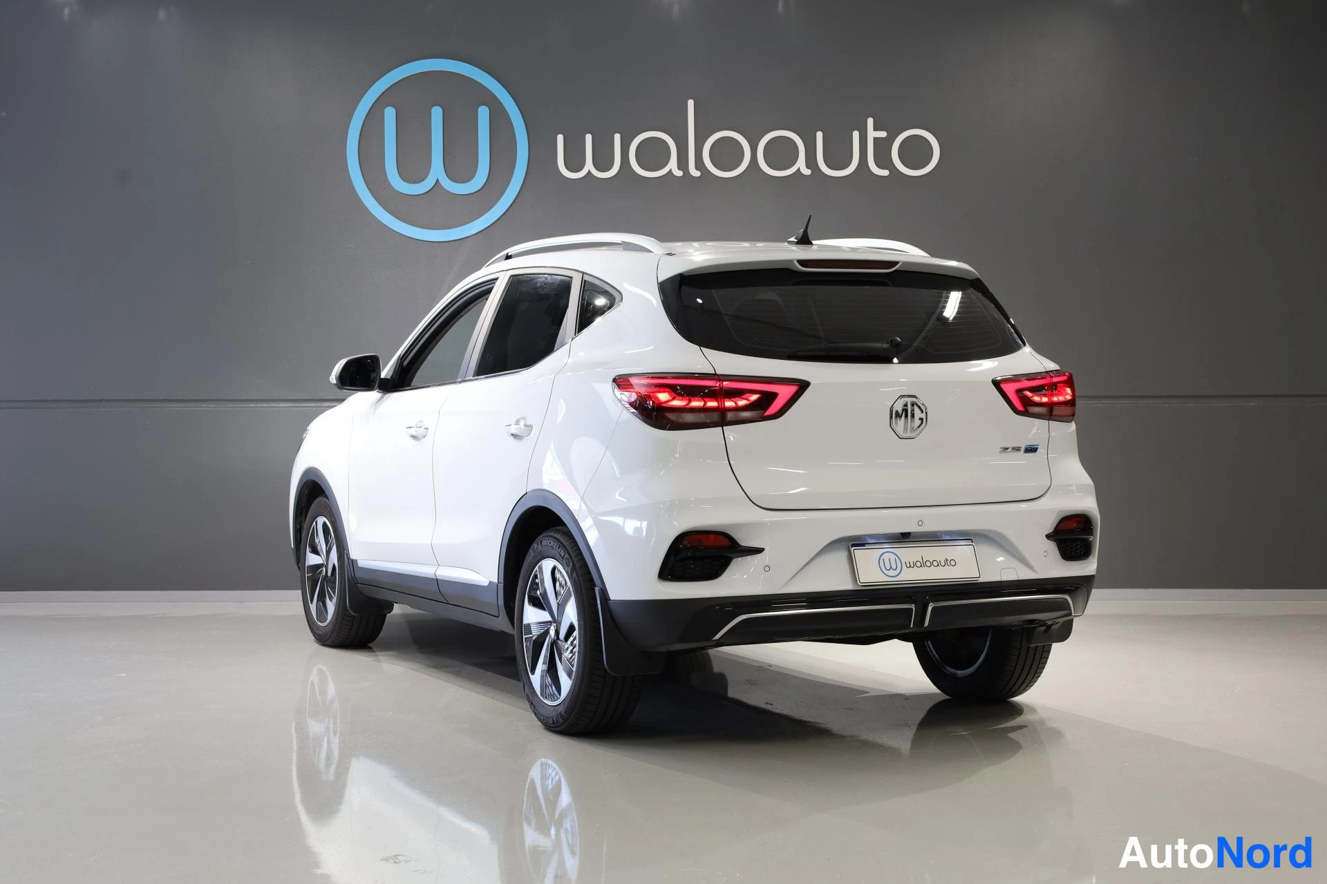 Valkoinen MG ZS 2023, takaviisto, kuva 6