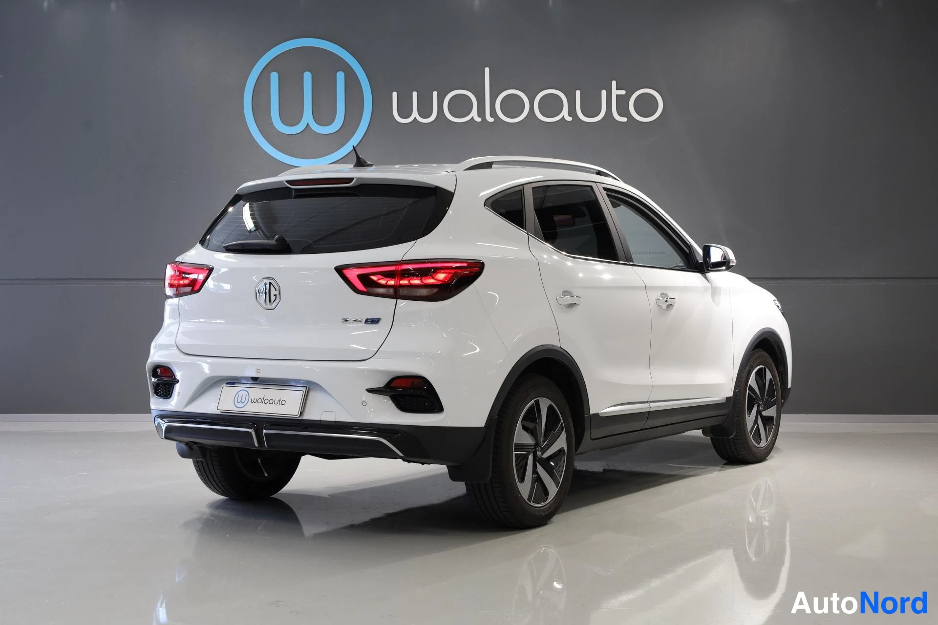 Valkoinen MG ZS 2023, takaviisto, kuva 7