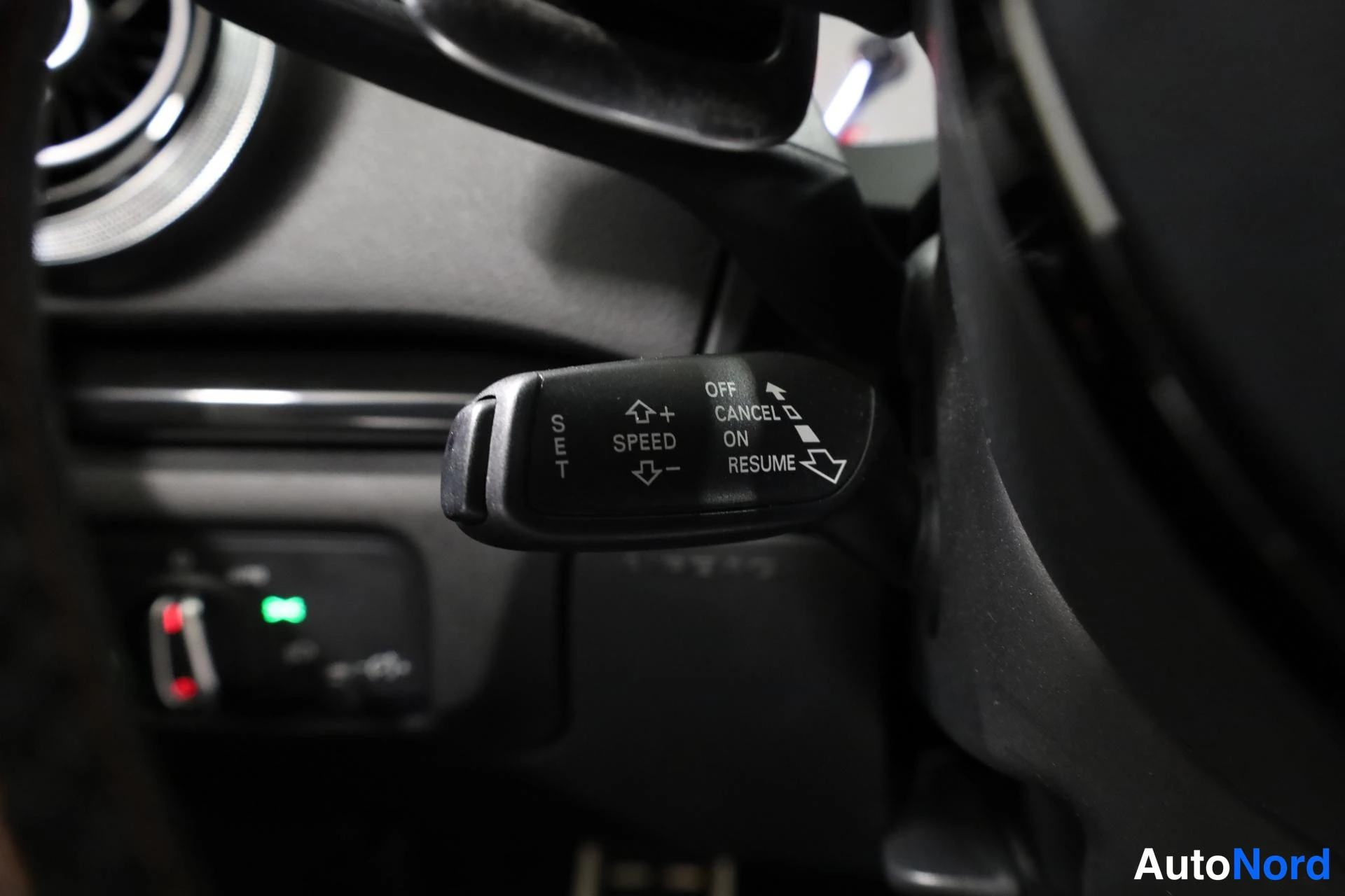 Valkoinen Audi S3 2014, yksityiskohta, kuva 29