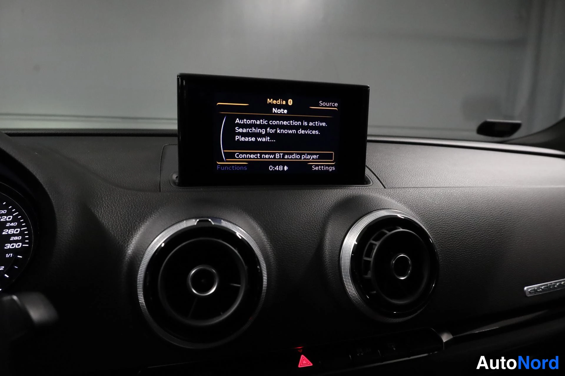 Valkoinen Audi S3 2014, yksityiskohta, kuva 22
