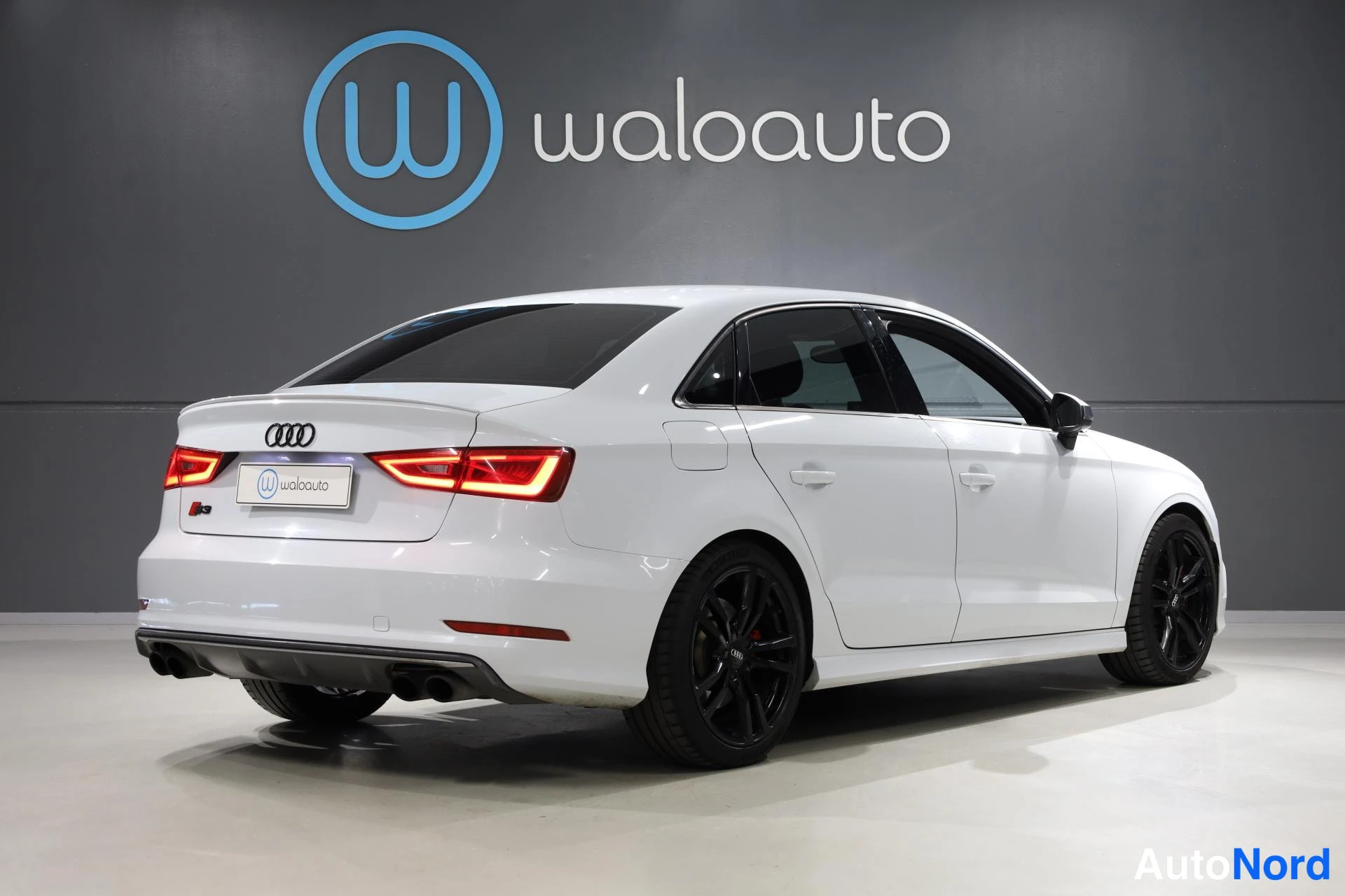 Valkoinen Audi S3 2014, takaviisto, kuva 8