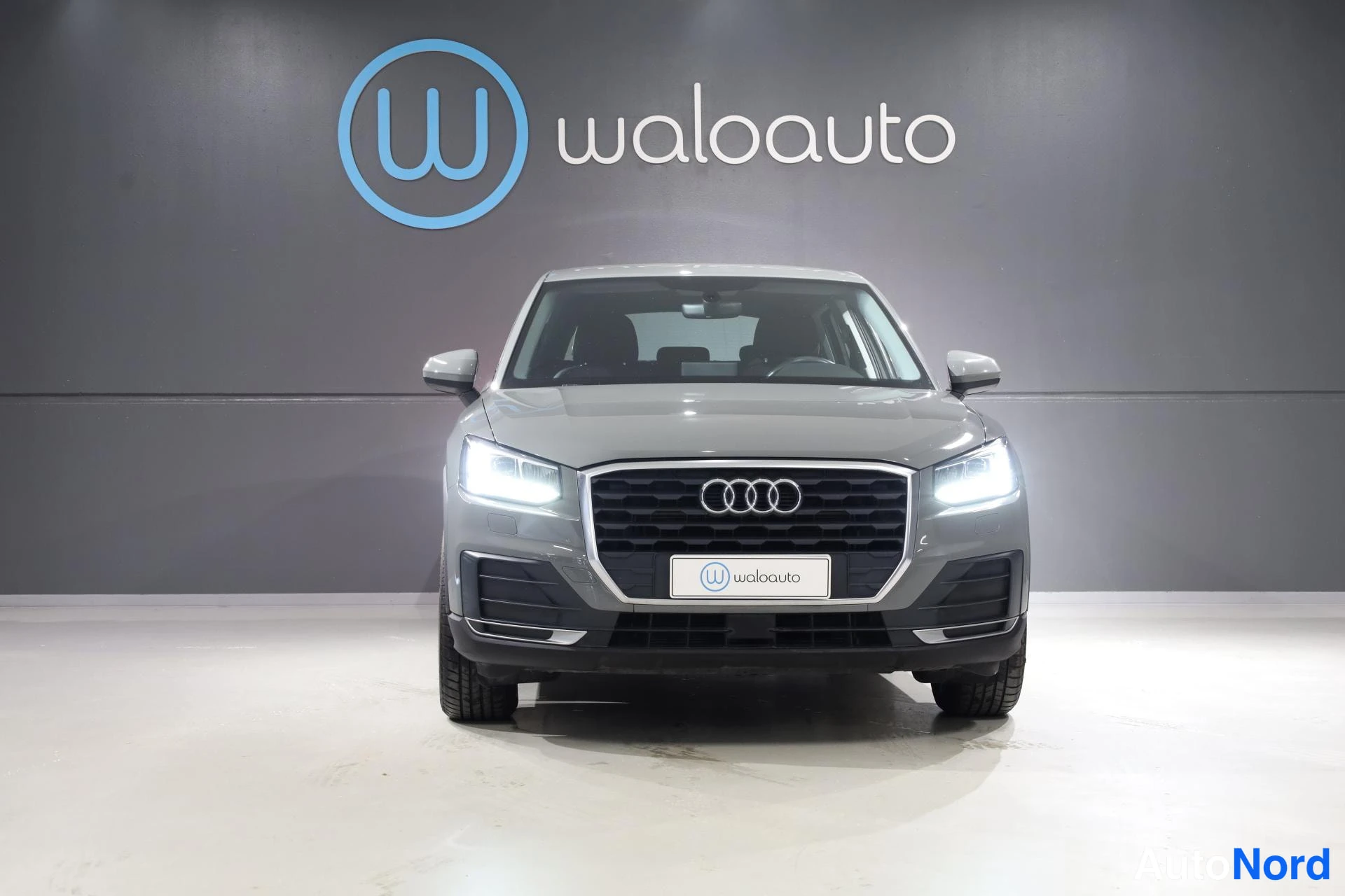 Harmaa Audi Q2 2019, edestä, kuva 5