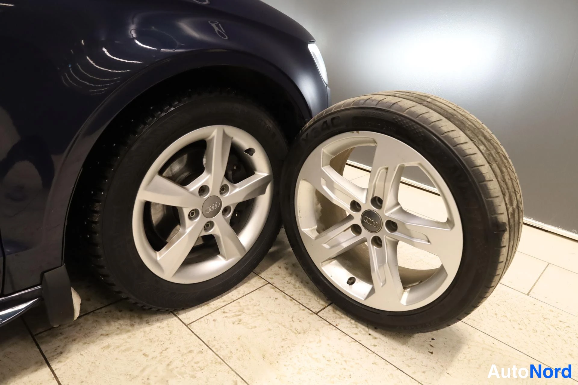 Sininen Audi A3 2017, yksityiskohta, kuva 22