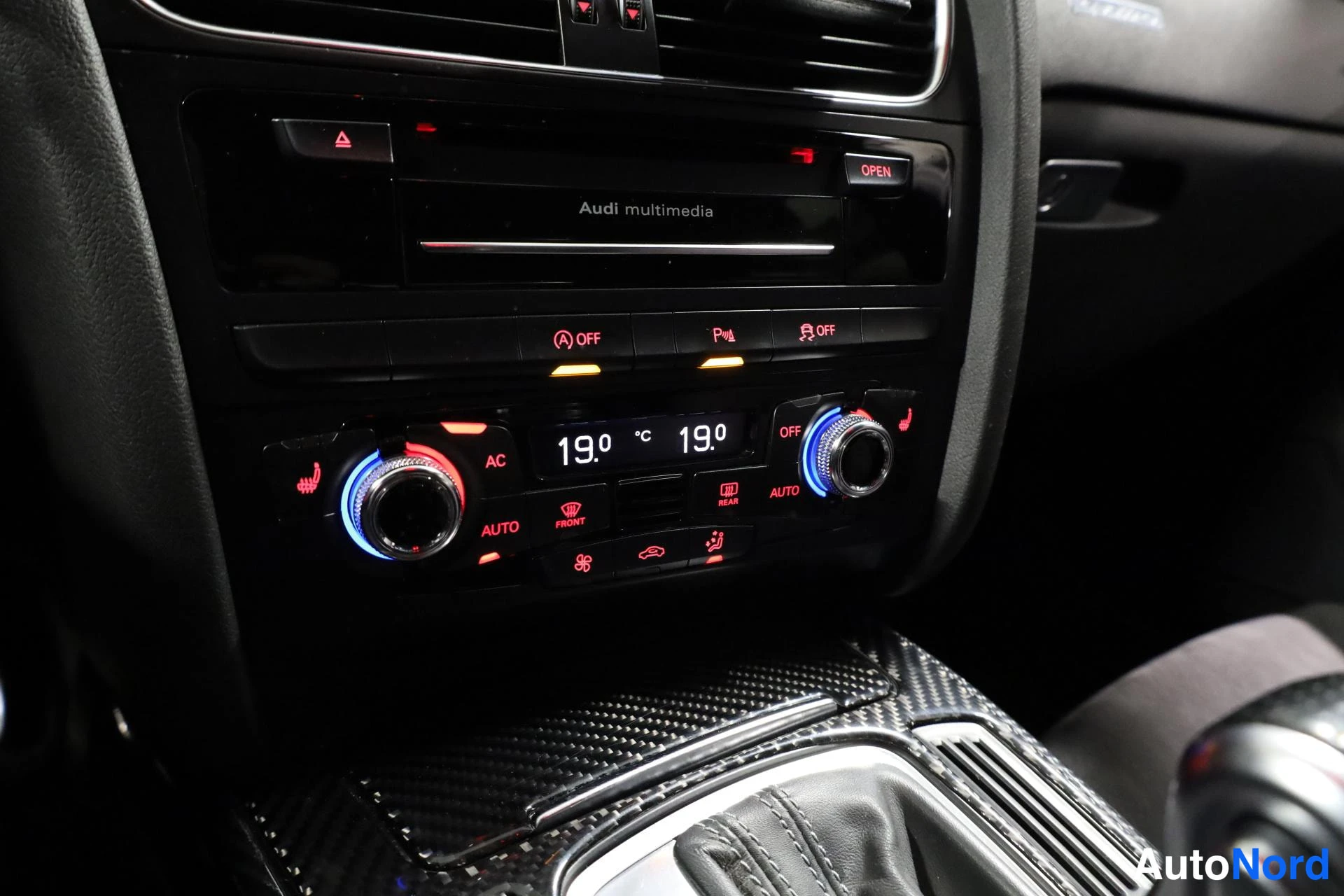 Harmaa Audi A5 2012, yksityiskohta, kuva 20