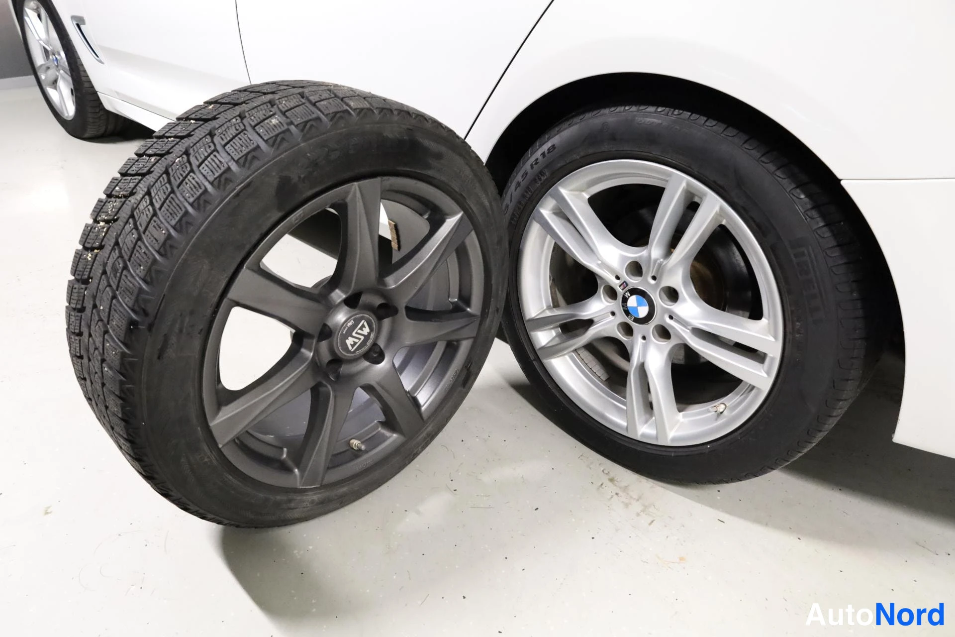 Valkoinen BMW 328i xDrive 2016, yksityiskohta, kuva 27