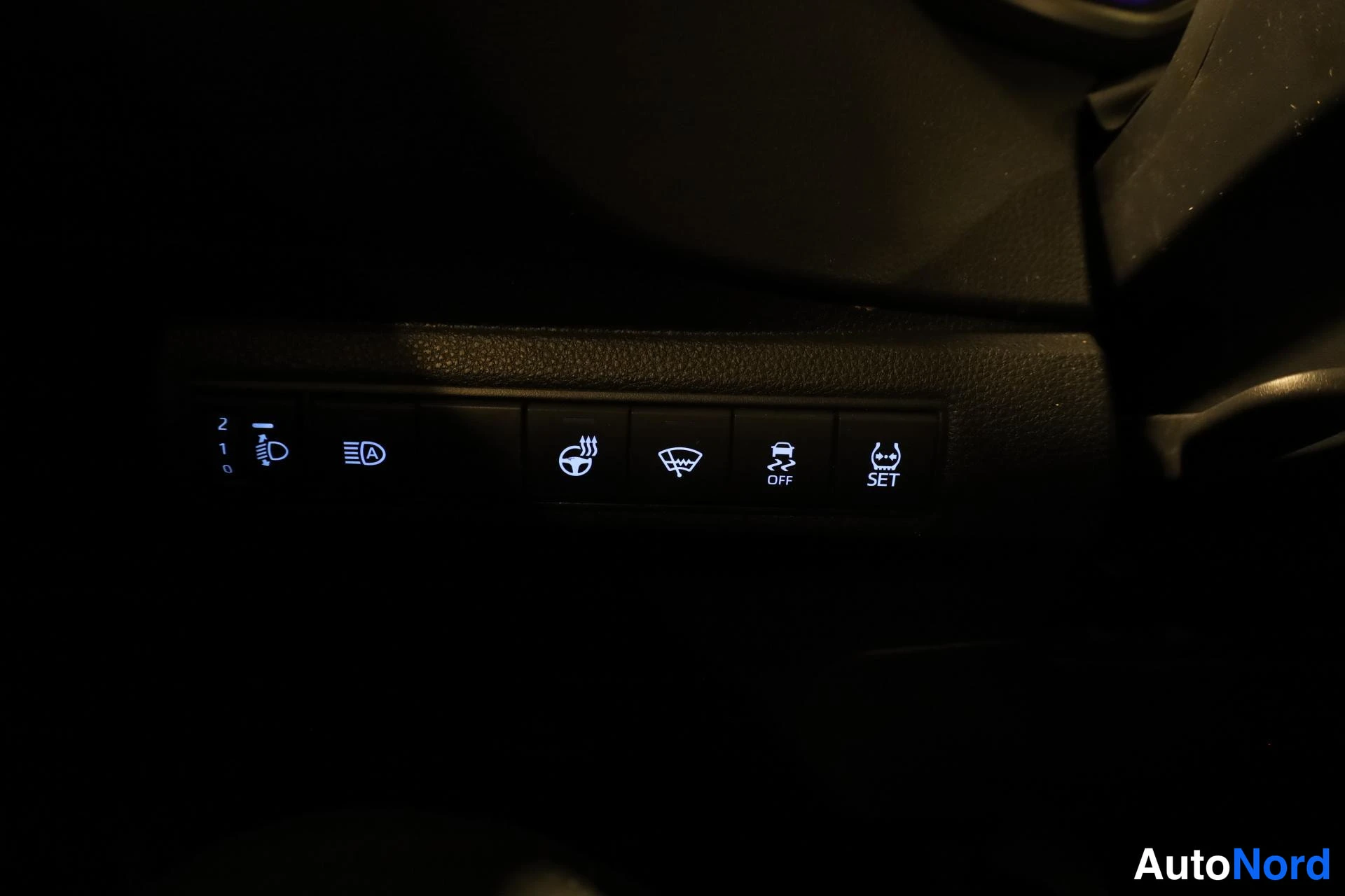 Hopea Toyota Corolla 2019, yksityiskohta, kuva 26