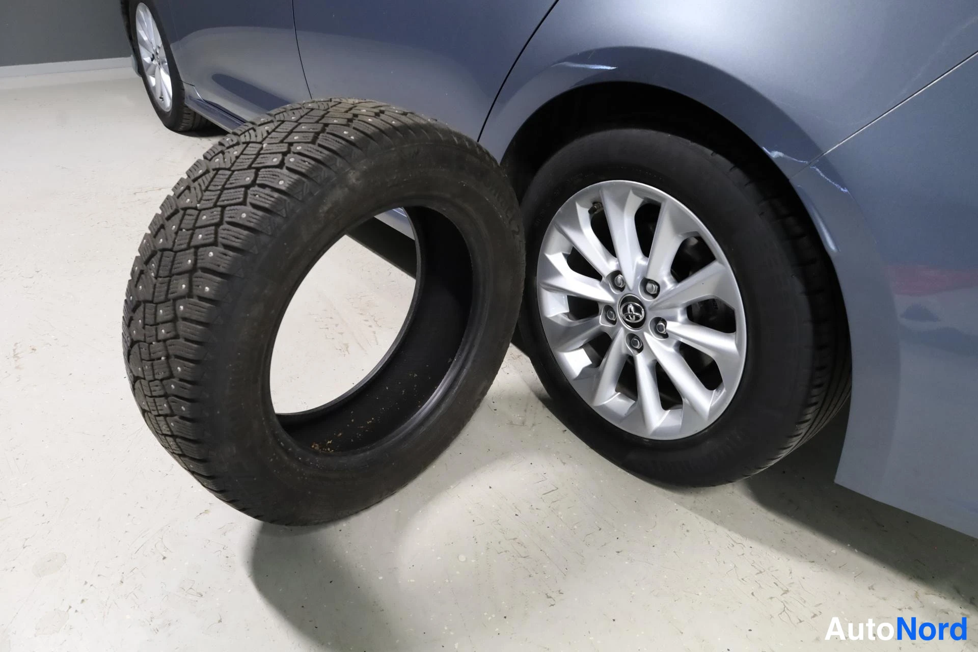 Hopea Toyota Corolla 2019, yksityiskohta, kuva 23