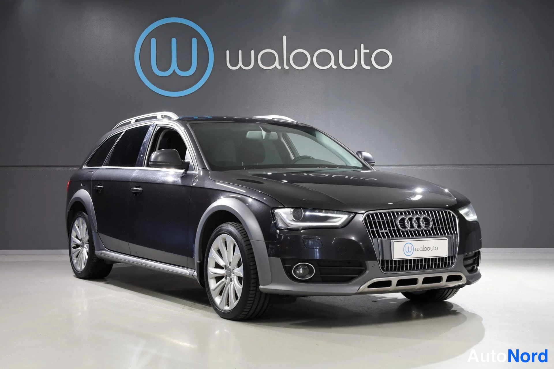 Harmaa Audi A4 allroad quattro 2015, etuviisto, keula oikealle, kuva 4