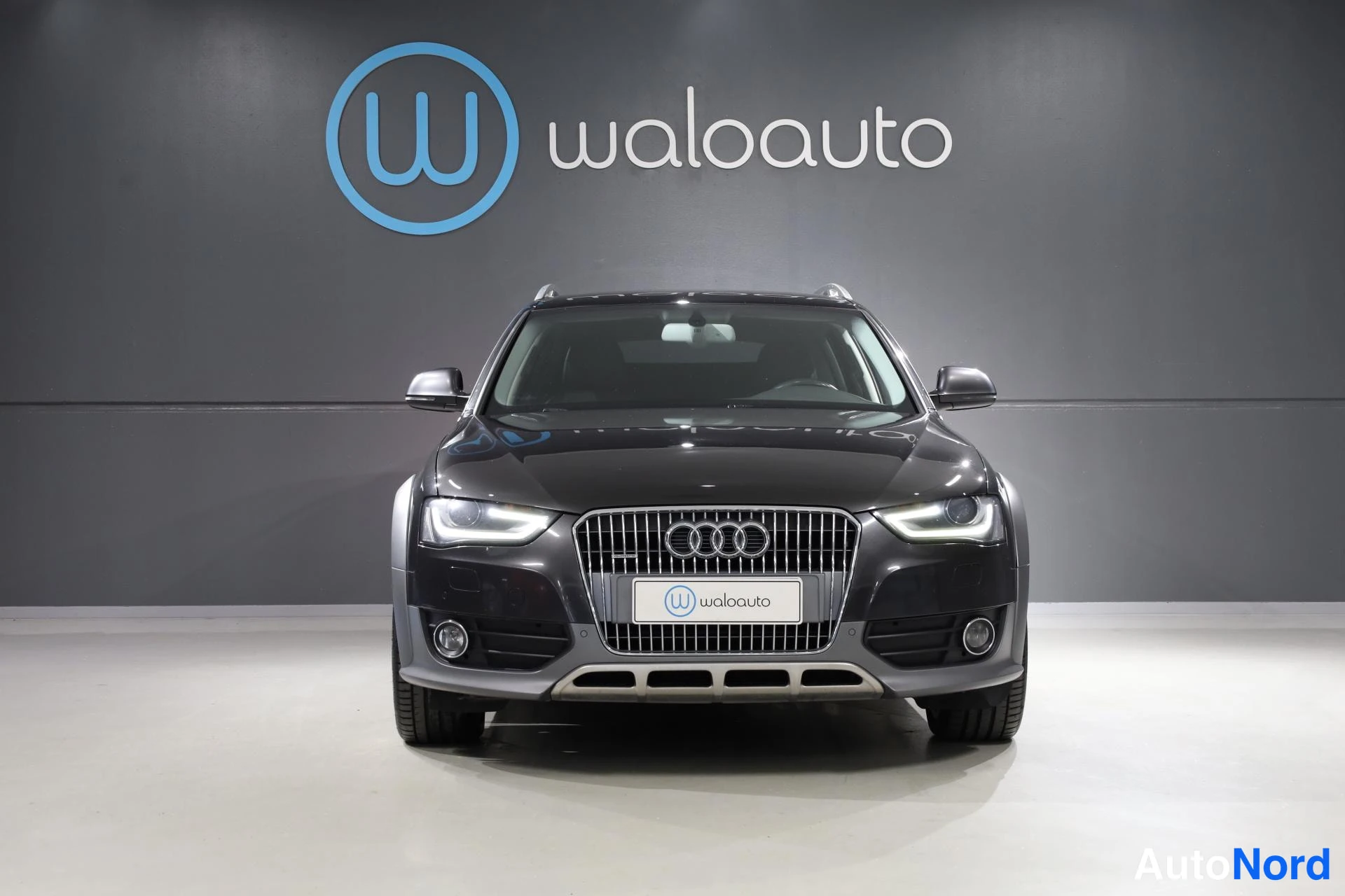 Harmaa Audi A4 allroad quattro 2015, edestä, kuva 5