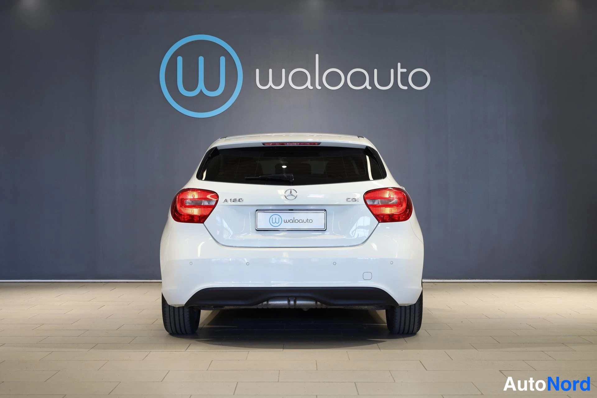 Valkoinen Mercedes-Benz A 2013, takaa, kuva 8