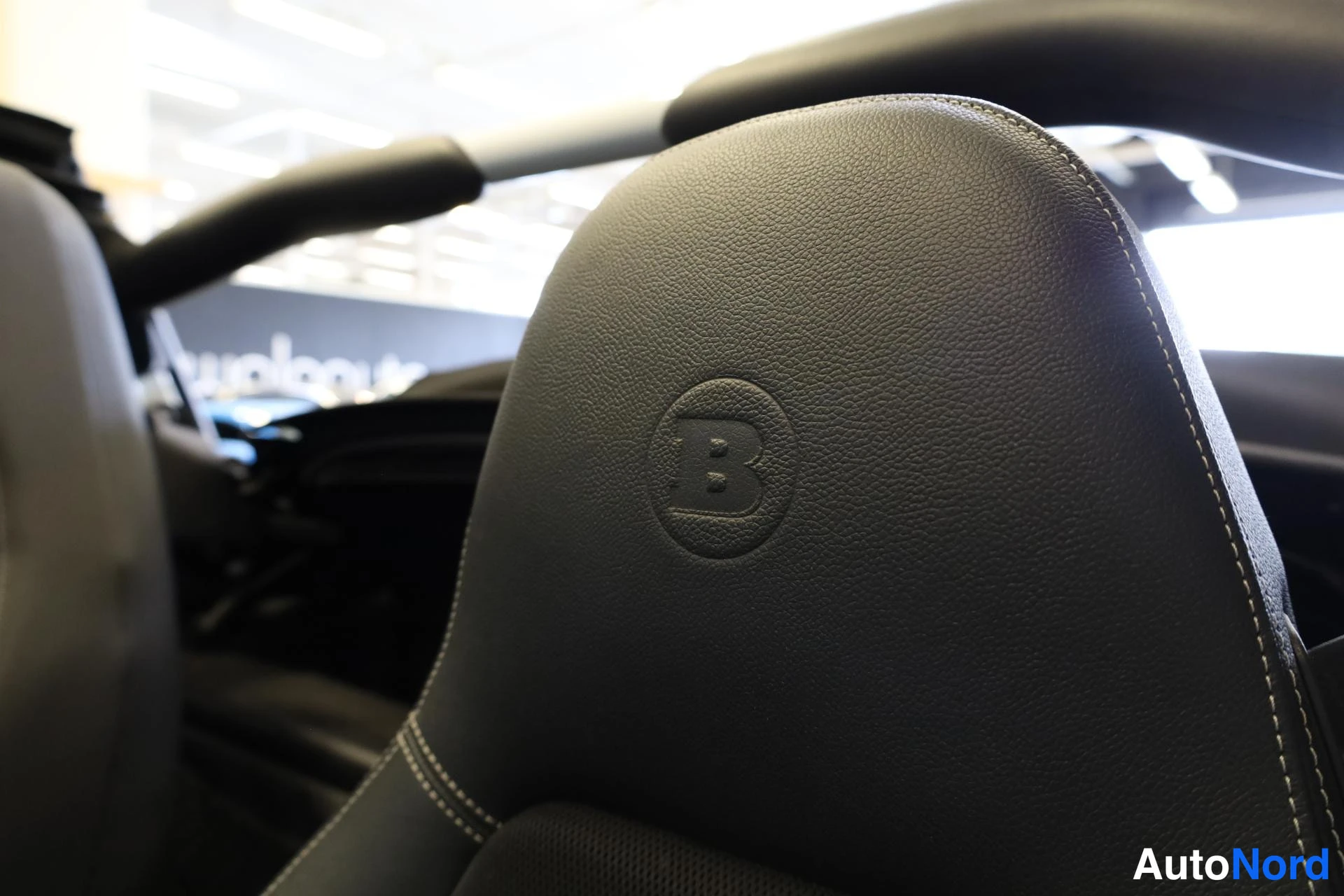 Valkoinen Smart Fortwo 2014, yksityiskohta, kuva 15