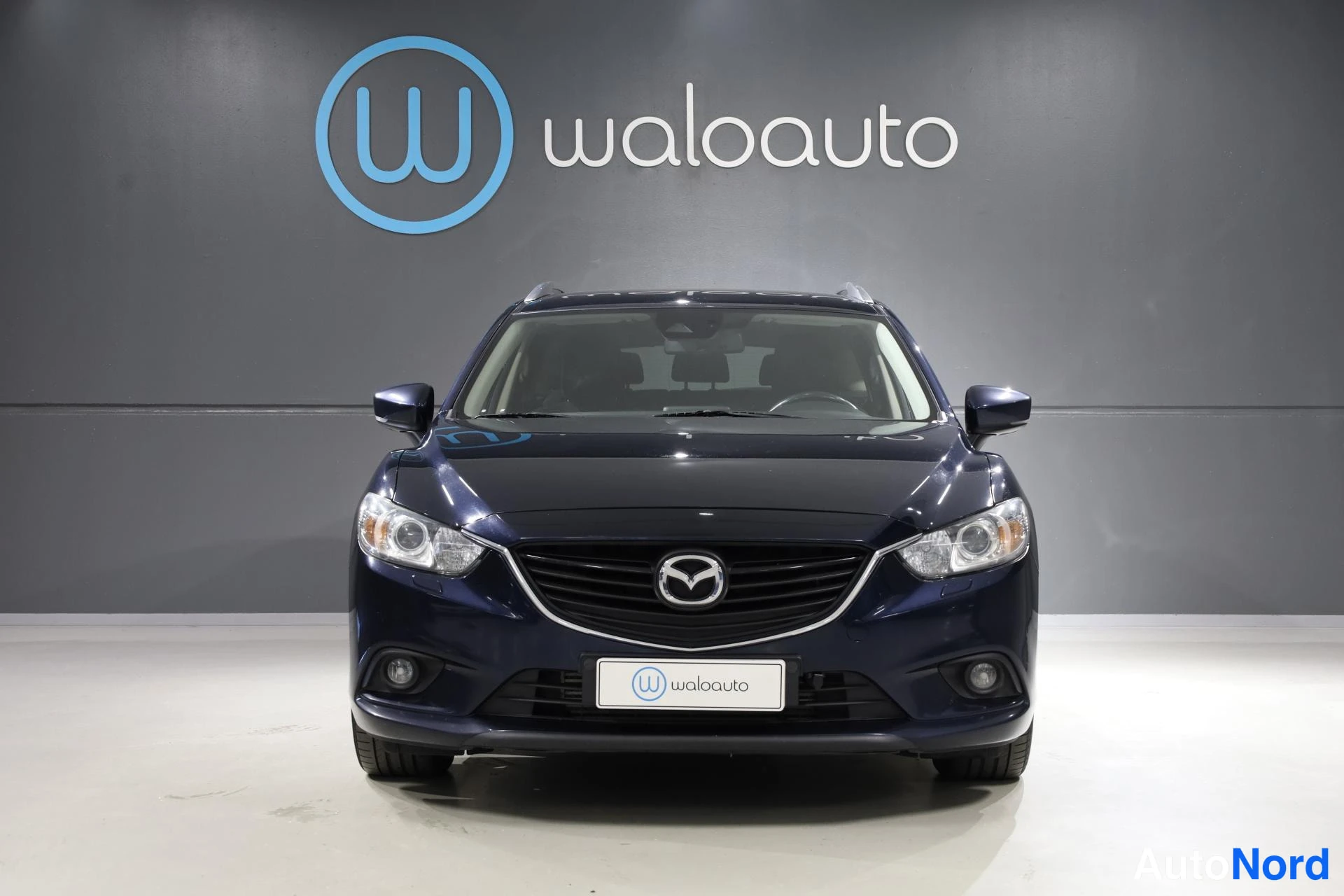 Sininen Mazda 6 2016, edestä, kuva 4