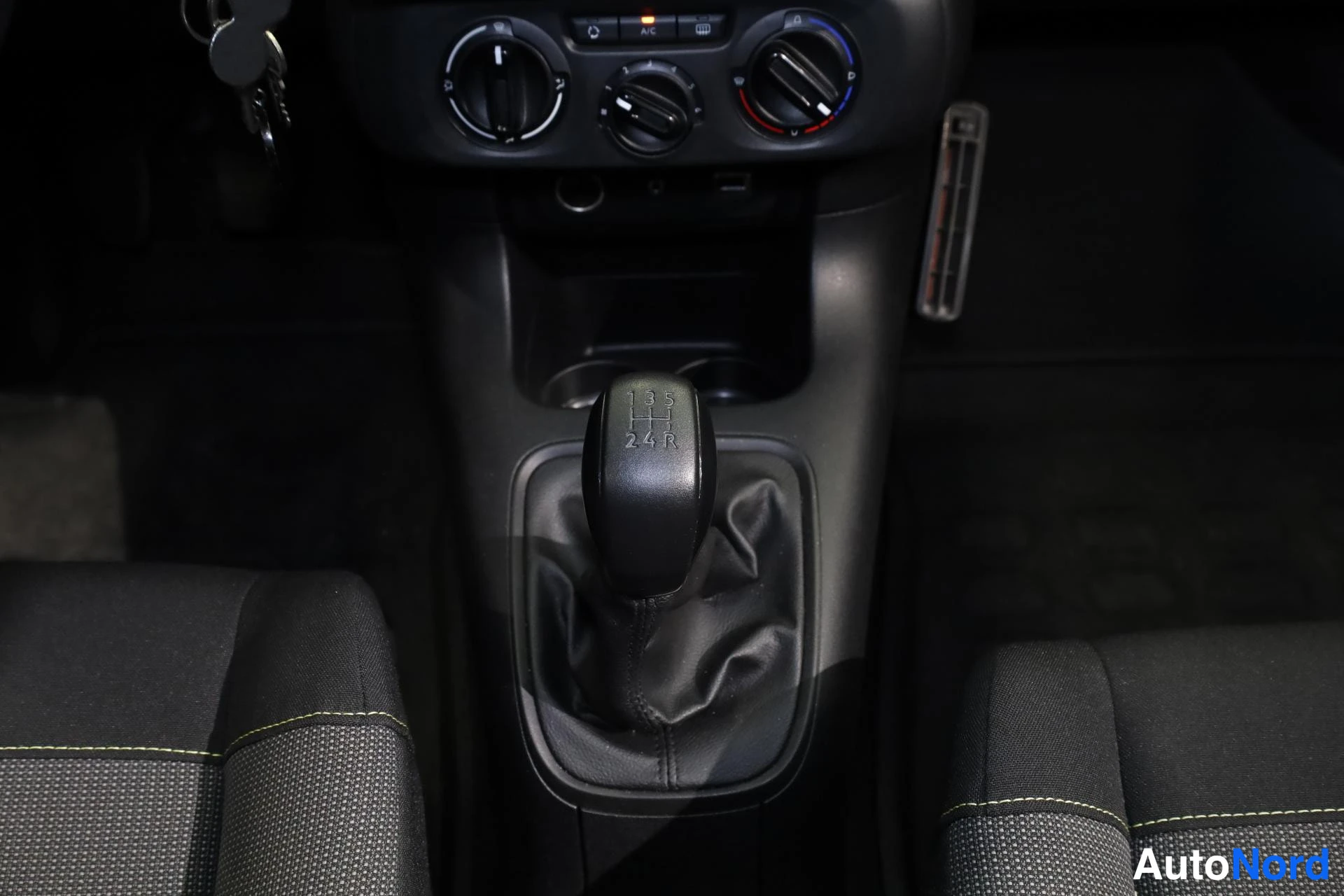 Musta Citroen C3 2018, yksityiskohta, kuva 19