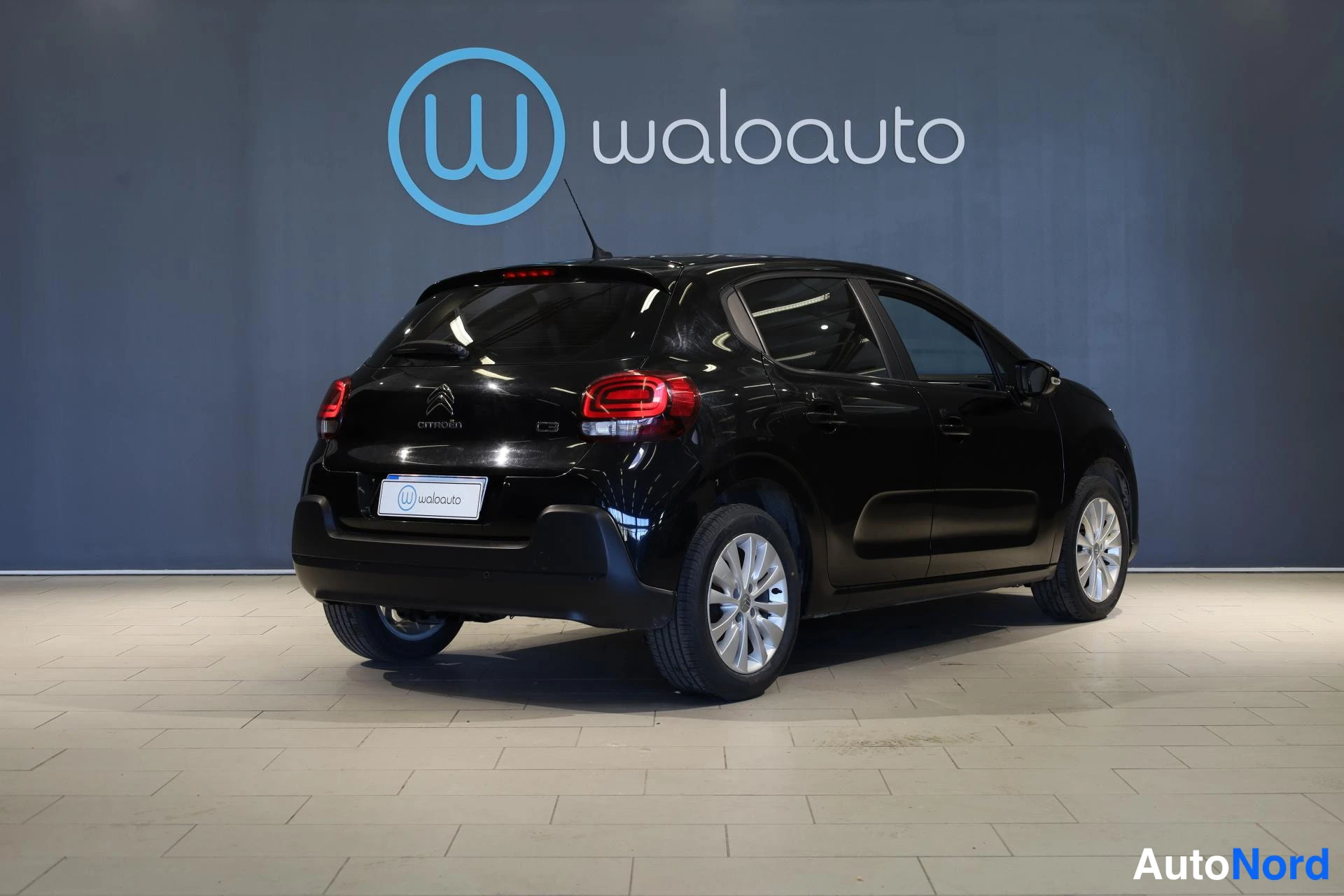 Musta Citroen C3 2018, takaviisto, kuva 7