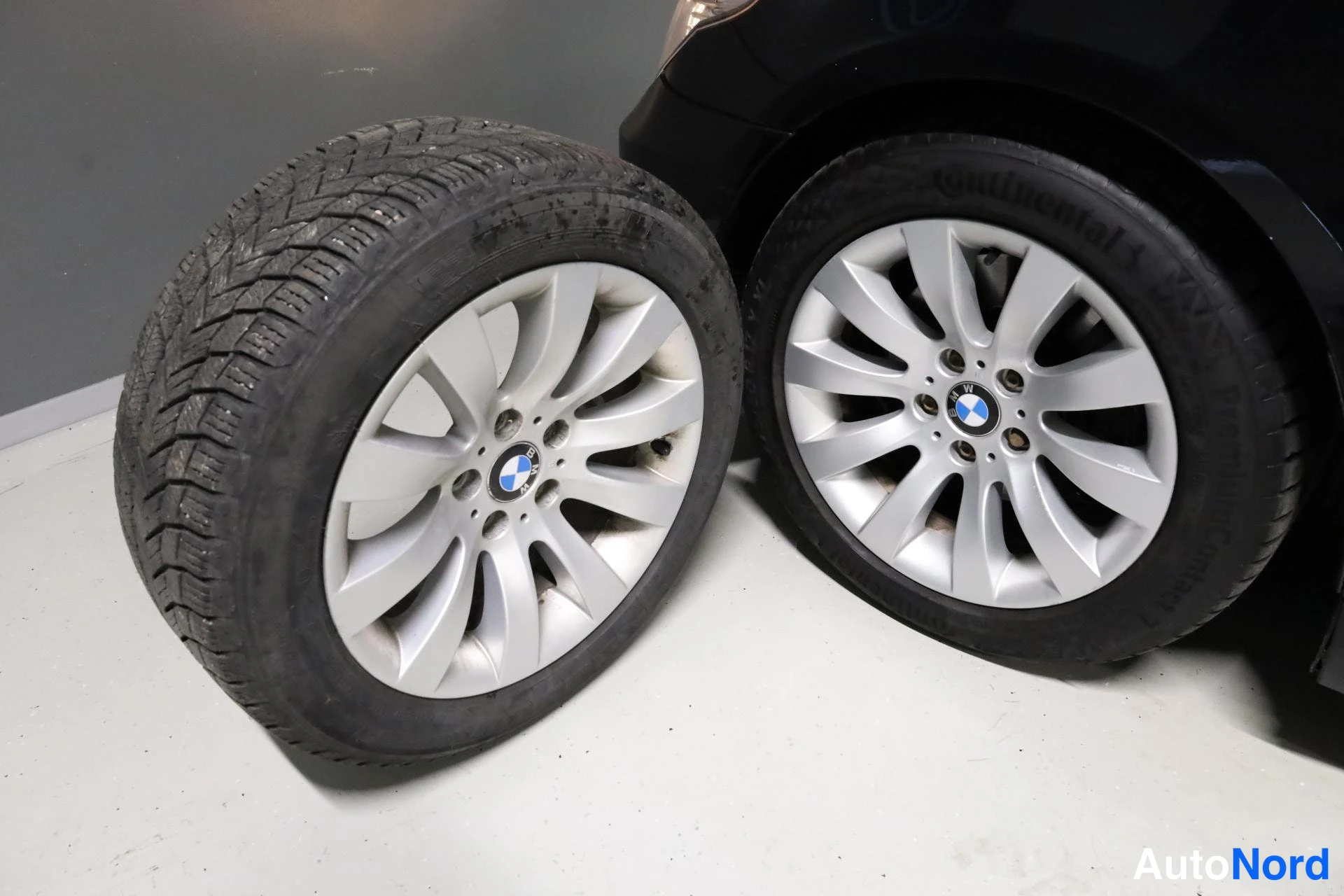 Musta BMW 520d 2009, yksityiskohta, kuva 21