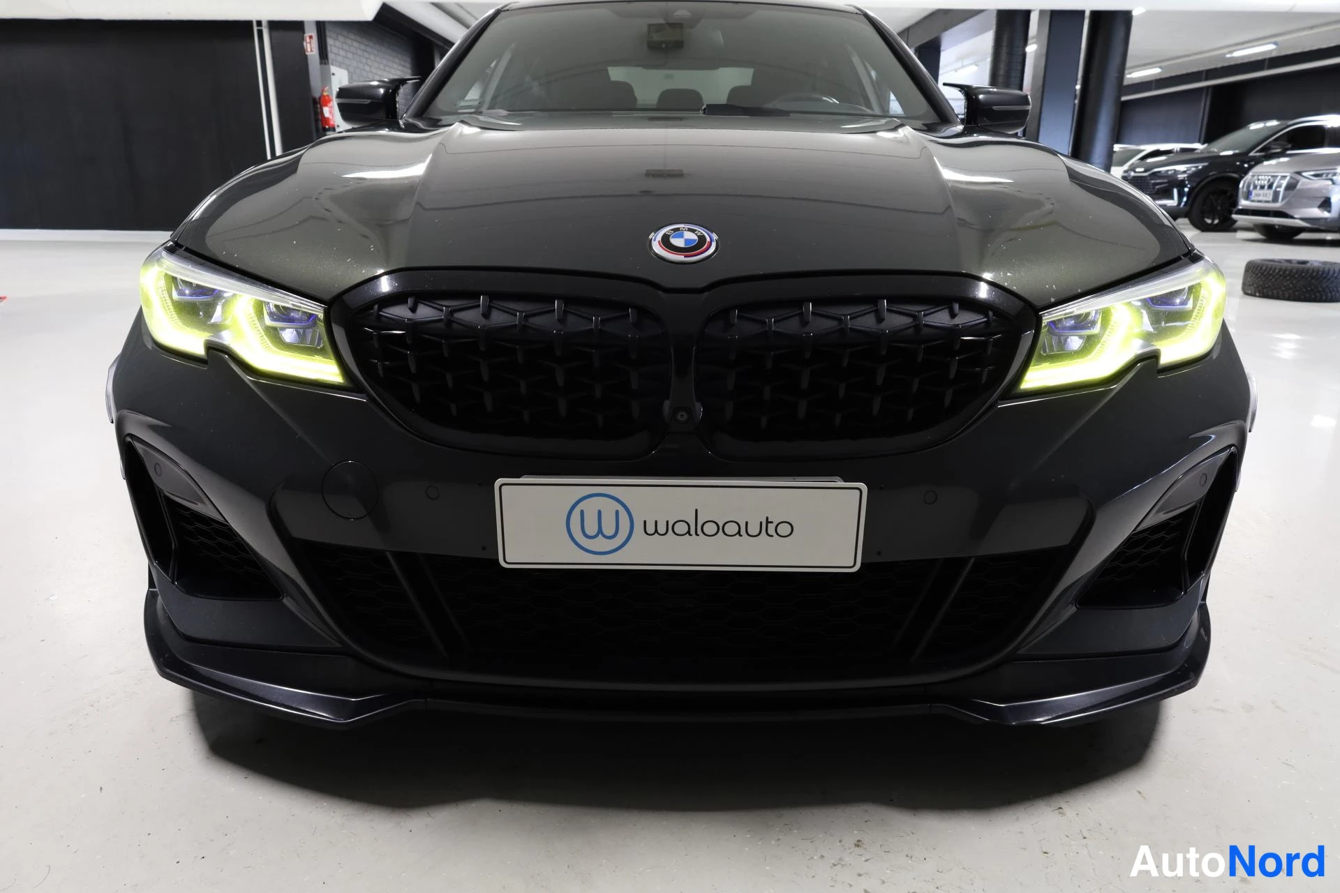 Harmaa BMW M340i xDrive 2020, edestä, kuva 4