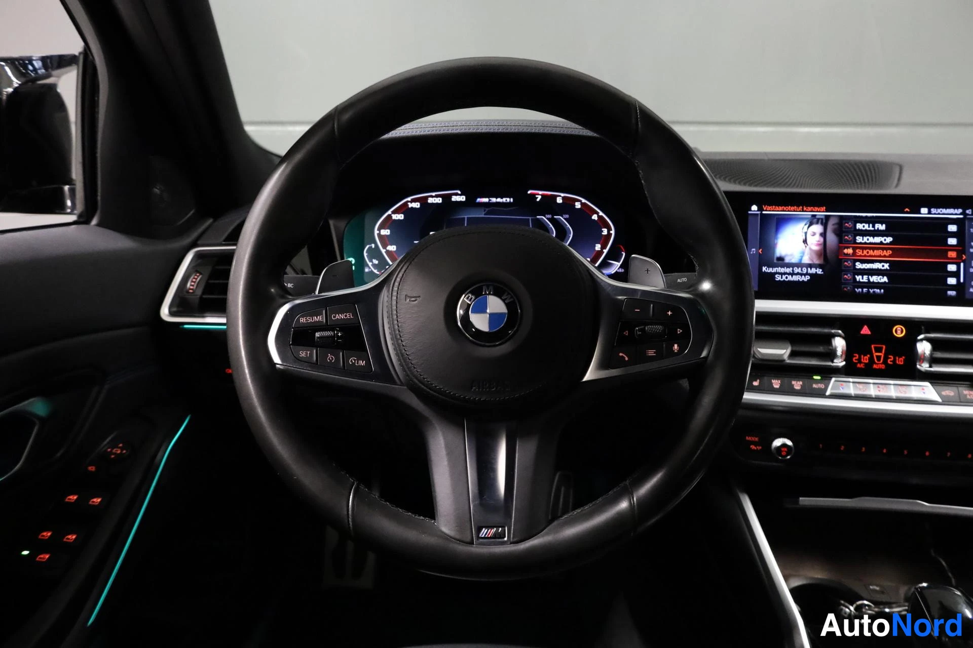 Harmaa BMW M340i xDrive 2020, yksityiskohta, kuva 21