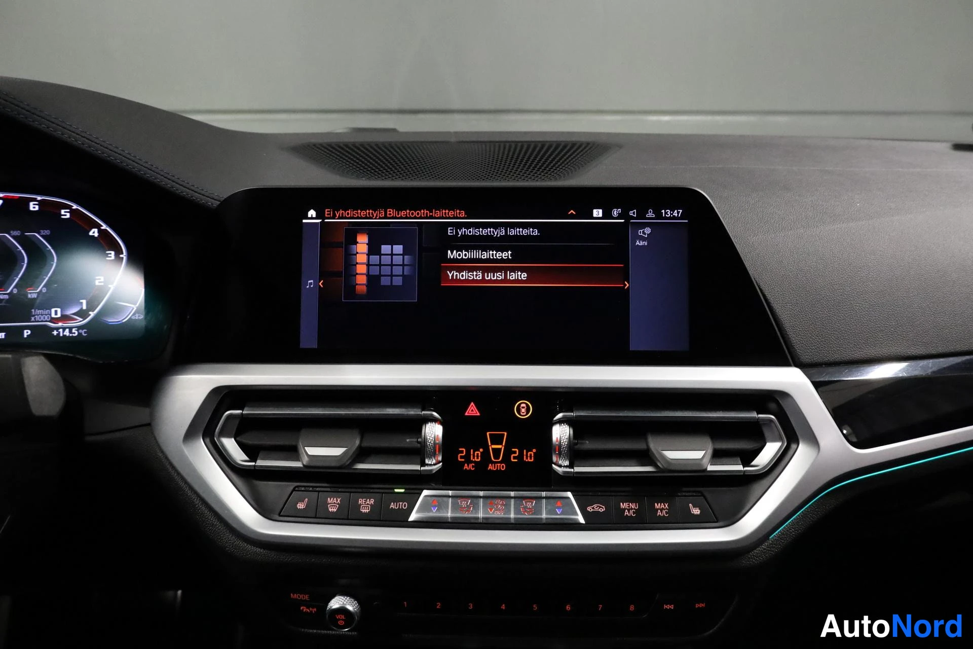 Harmaa BMW M340i xDrive 2020, yksityiskohta, kuva 28