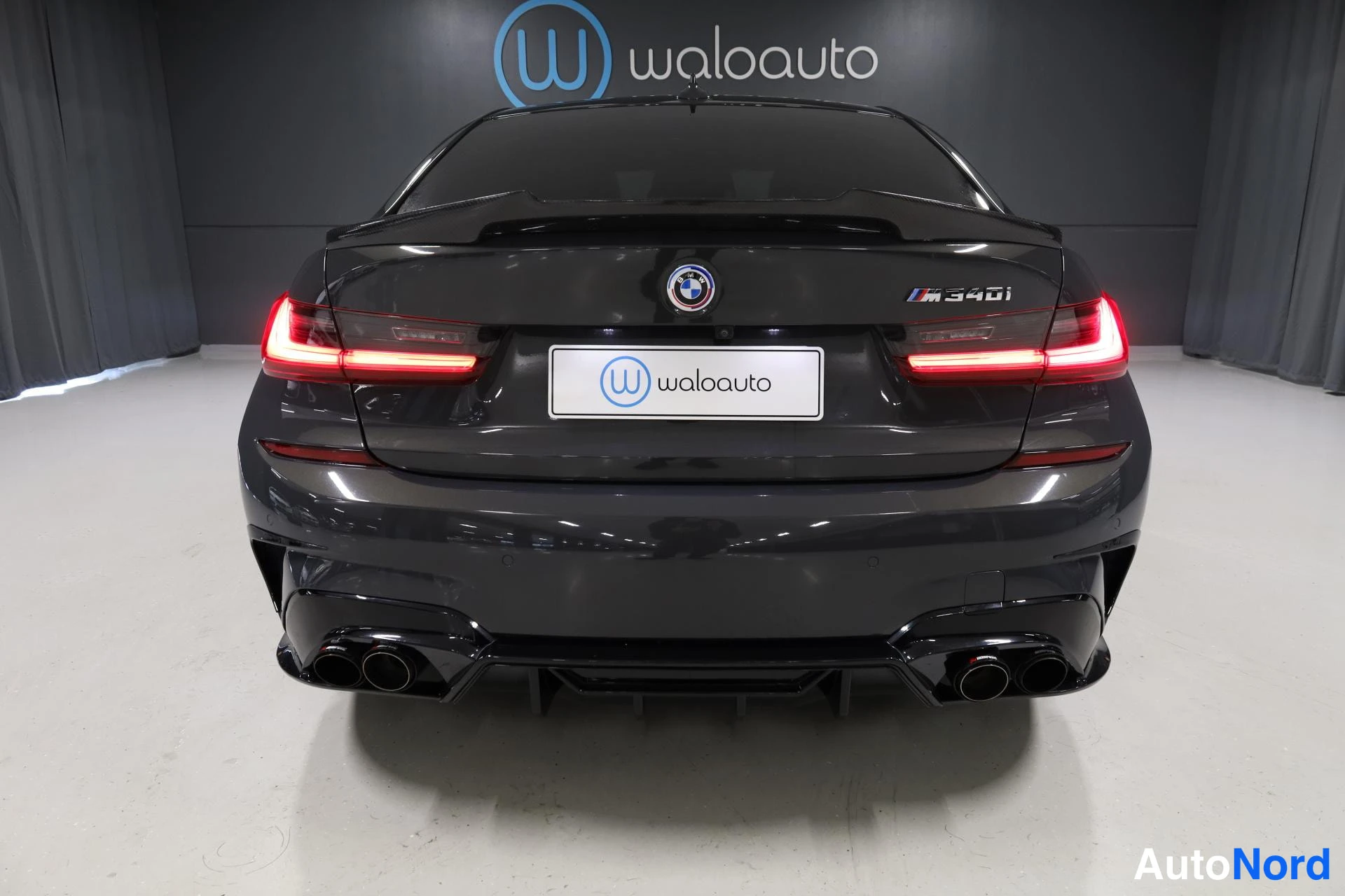 Harmaa BMW M340i xDrive 2020, takaa, kuva 10