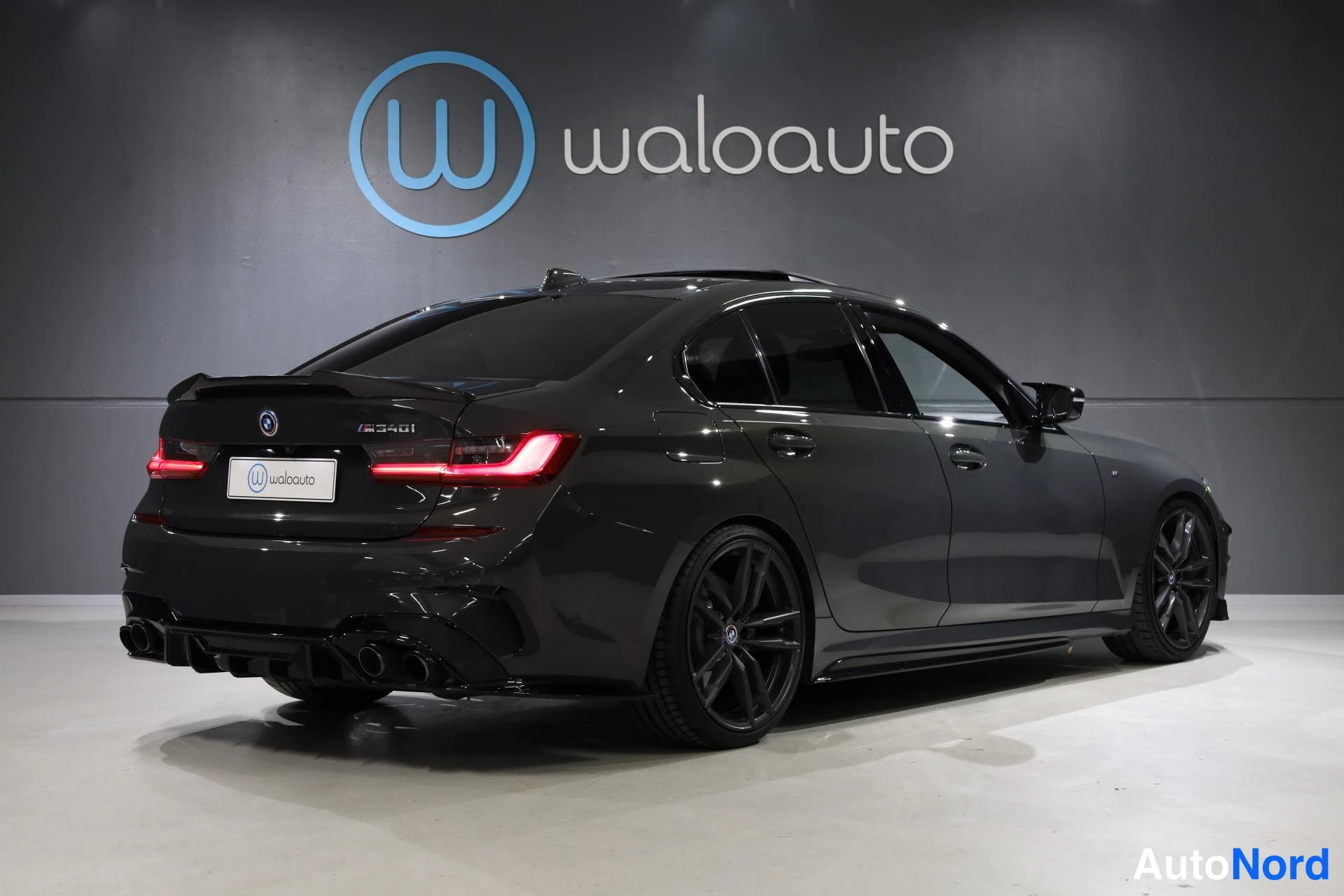 Harmaa BMW M340i xDrive 2020, takaviisto, kuva 8