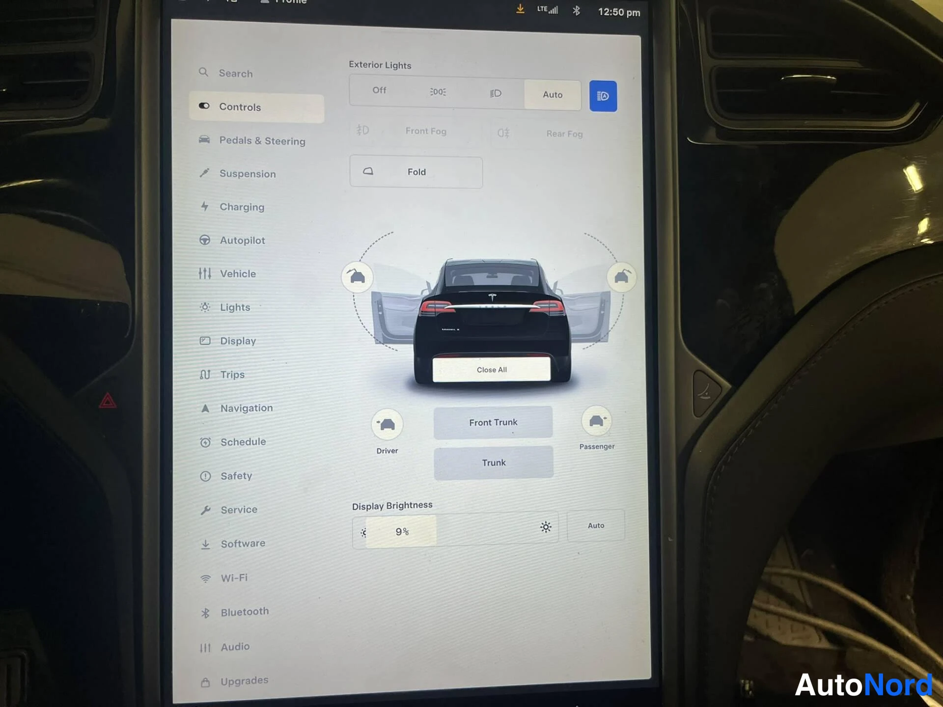 Musta Tesla Model X 2018, kuva 12