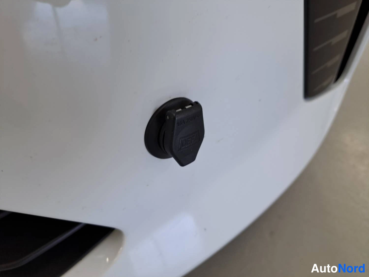 Valkoinen Renault Clio 2025, yksityiskohta, kuva 15