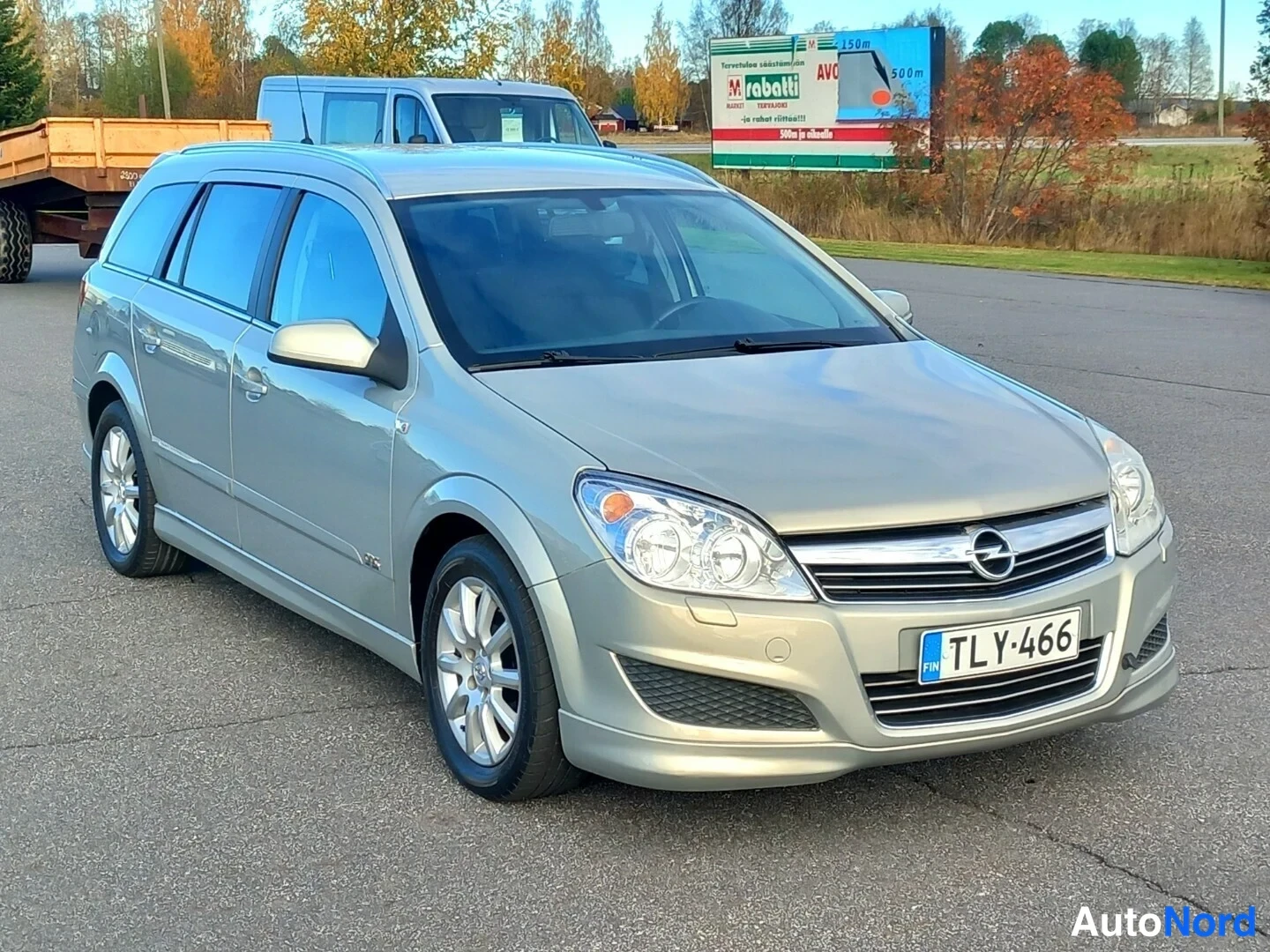 Beige Opel Astra OPC 2007, etuviisto, keula oikealle, kuva 5