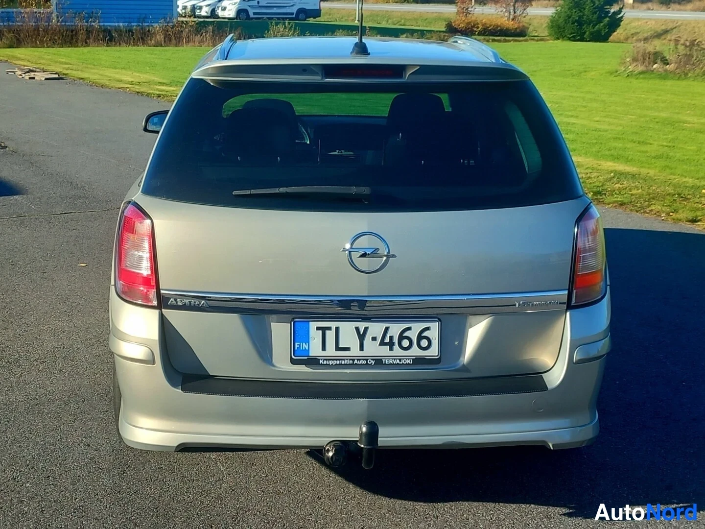 Beige Opel Astra OPC 2007, takaa, kuva 14