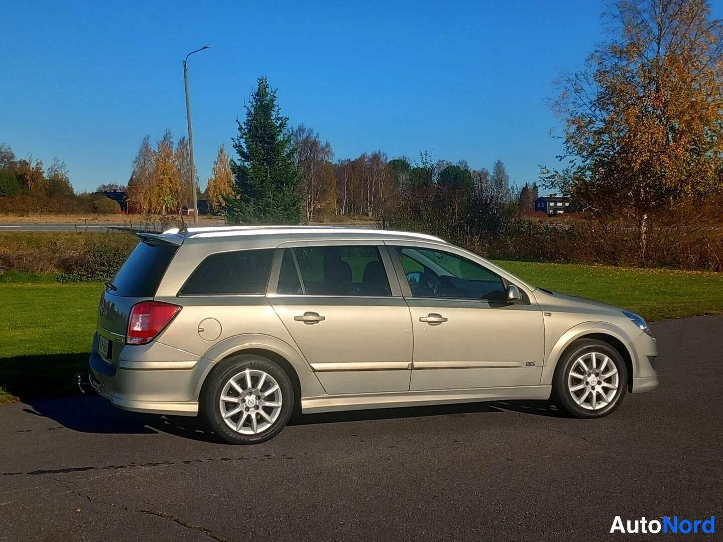 Beige Opel Astra OPC 2007, takaviisto, kuva 11