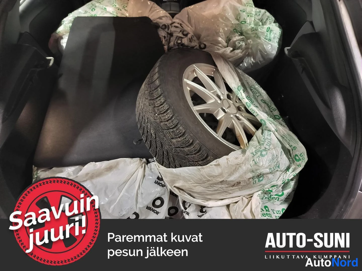 Harmaa Mercedes-Benz A 2019, tavaratila, kuva 5