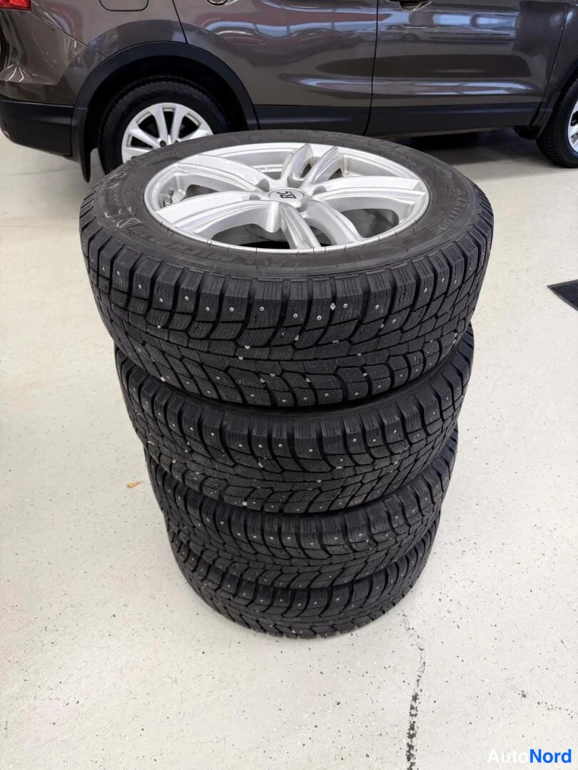 Ruskea Nissan Qashqai 2015, yksityiskohta, kuva 18