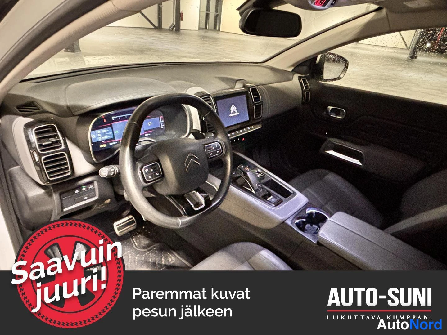 Valkoinen Citroen C5 Aircross 2021, ohjaamo, kuva 3