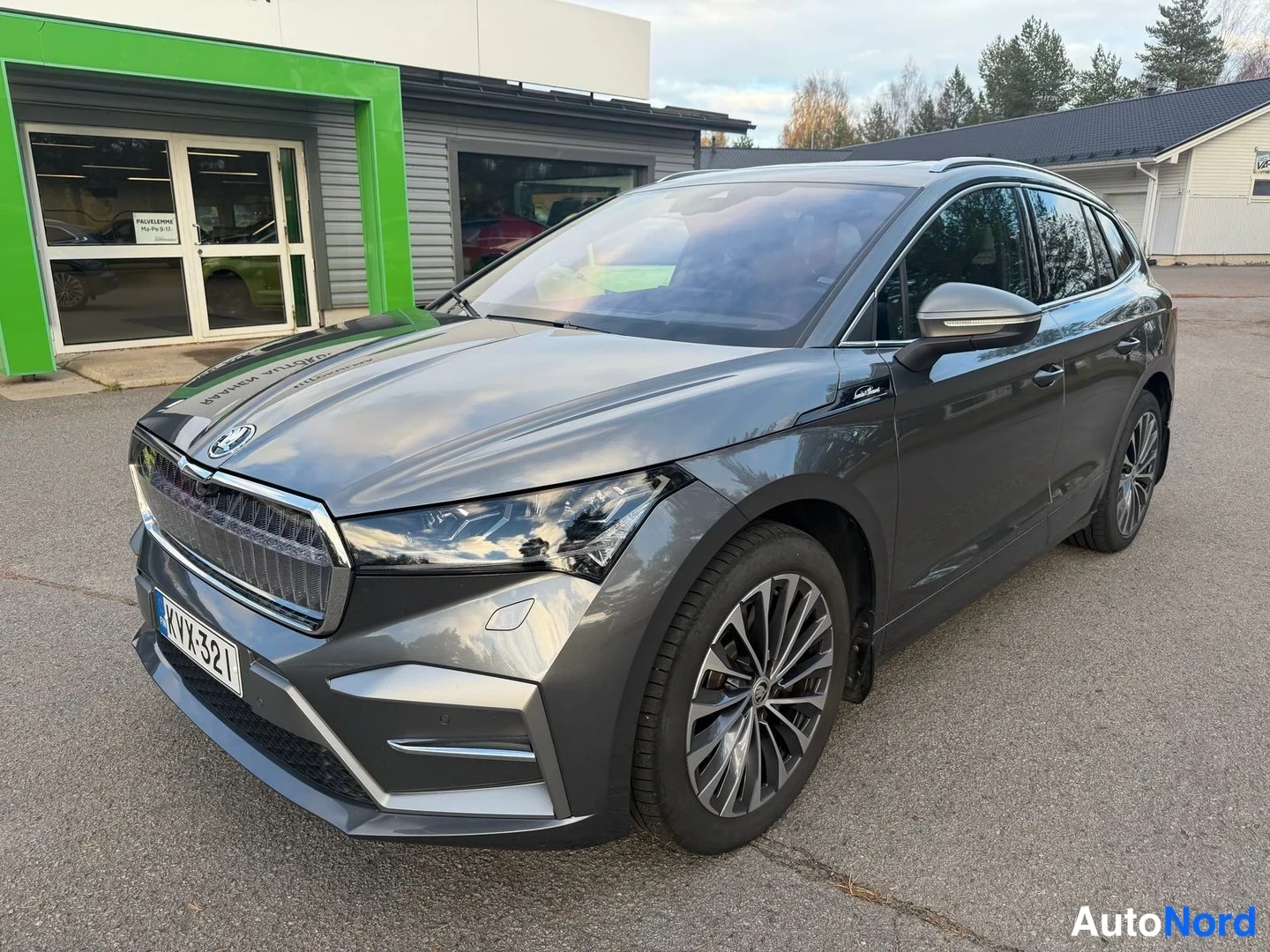 Skoda Enyaq 85 L&K Businessline 2024