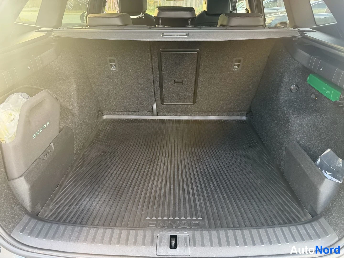 Harmaa Skoda Enyaq 85 2024, tavaratila, kuva 11