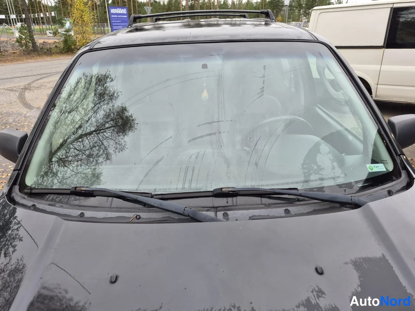 Musta Ford Maverick 2004, yksityiskohta, kuva 25