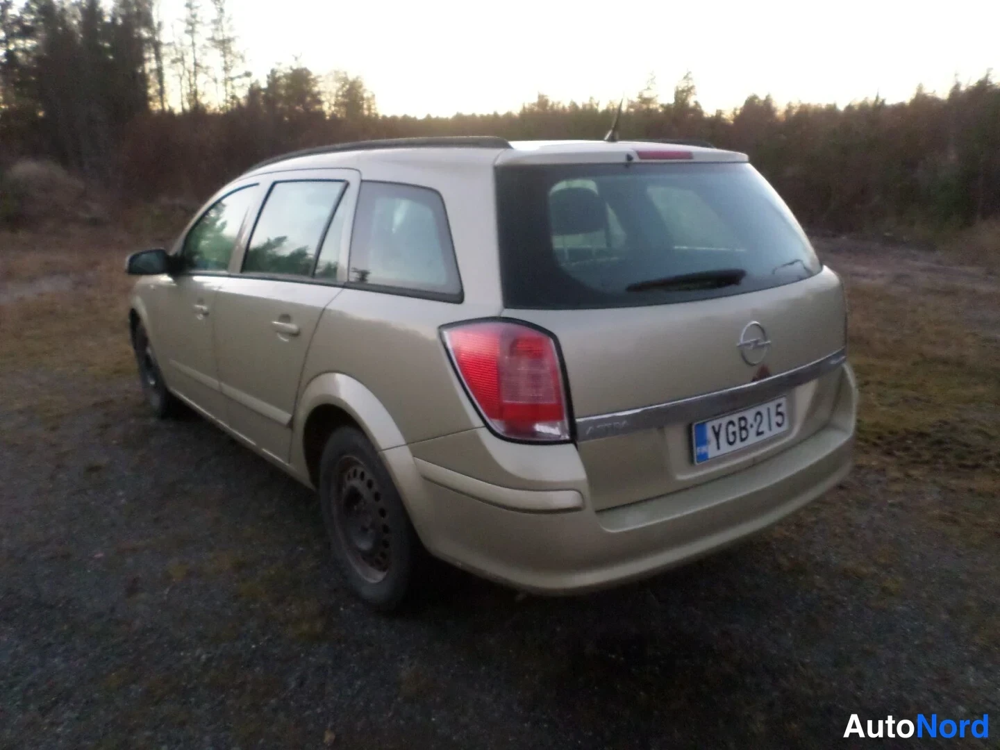 Beige Opel Astra 2005, takaviisto, kuva 6