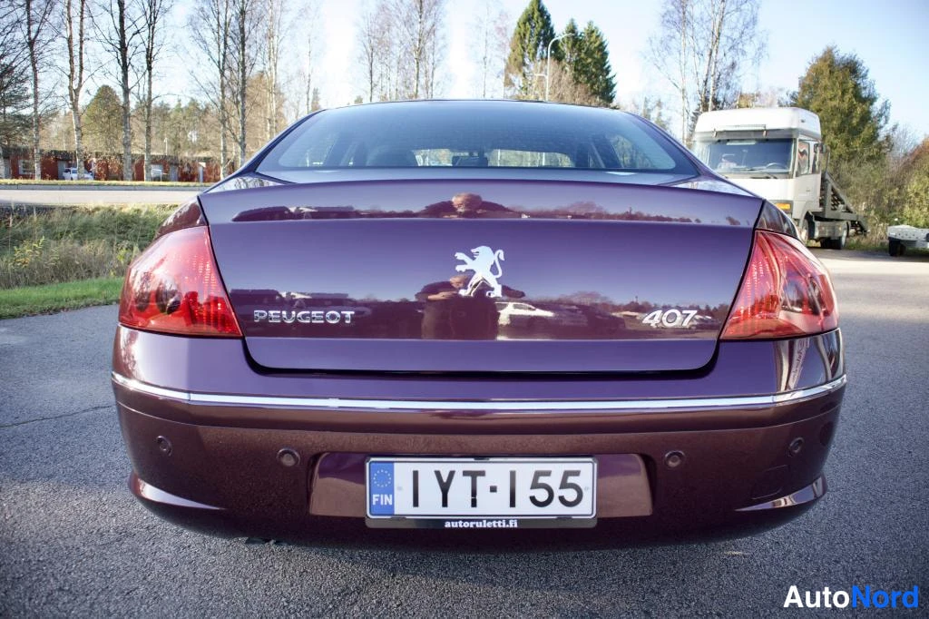 Punainen Peugeot 407 2009, takaa, kuva 7