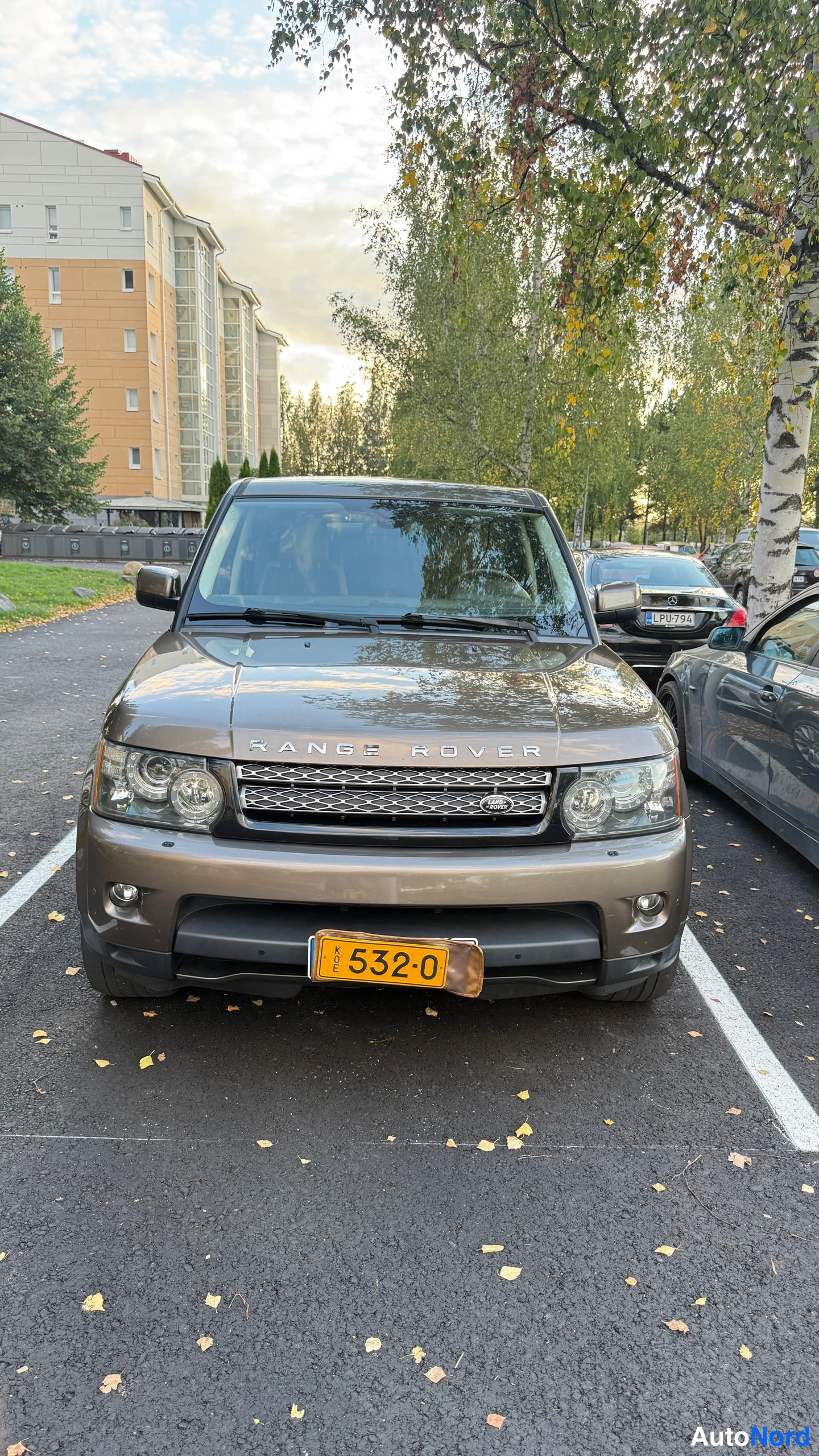 Ruskea Land Rover RANGE ROVER SPORT 2012, edestä, kuva 4