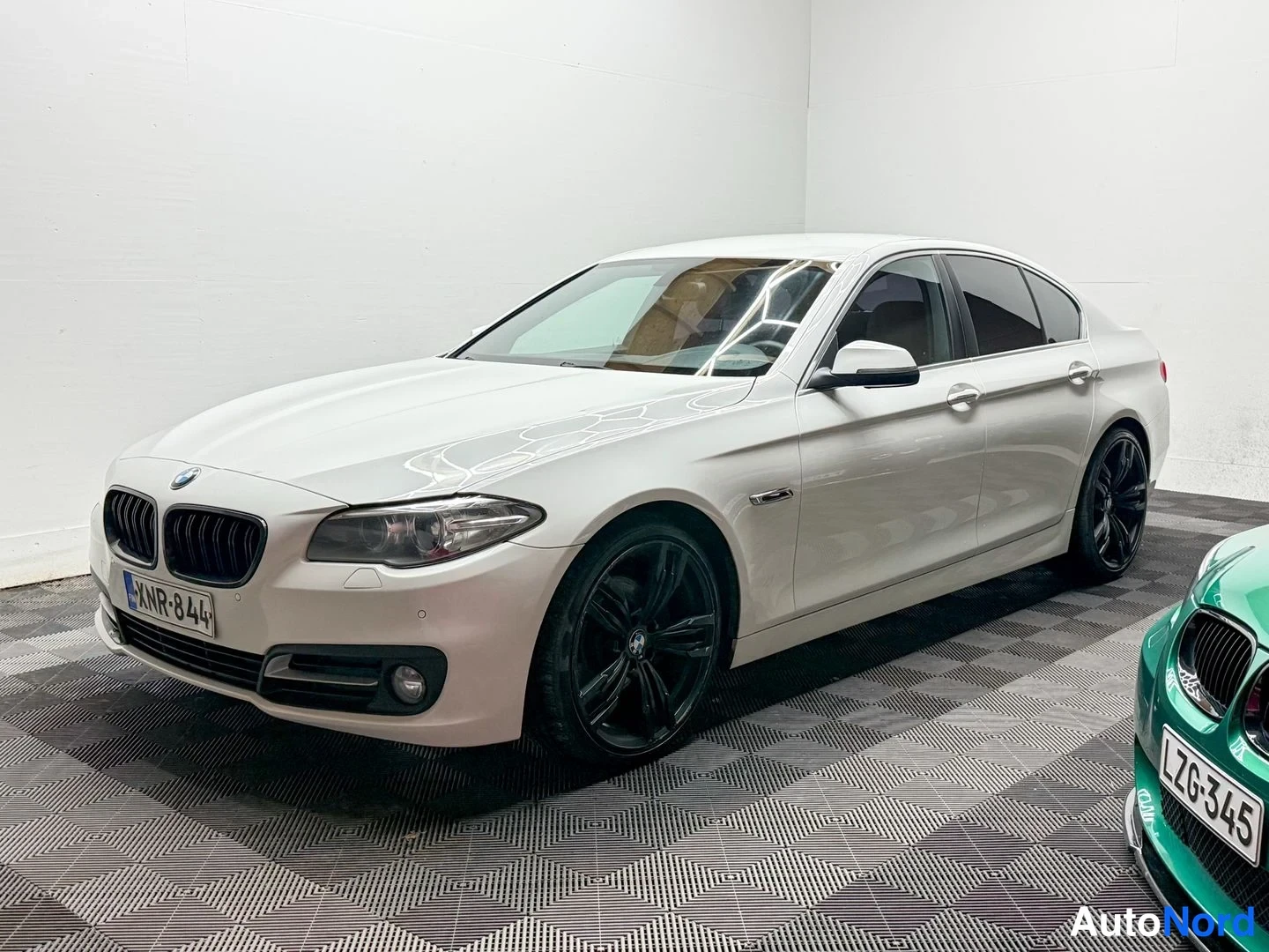 BMW 518d Business Exclusive Pro Edition 2016