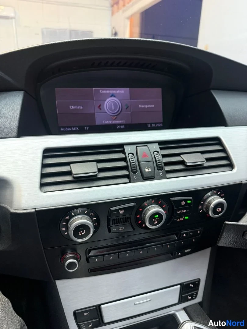 Vihreä BMW 535d 2008, yksityiskohta, kuva 39