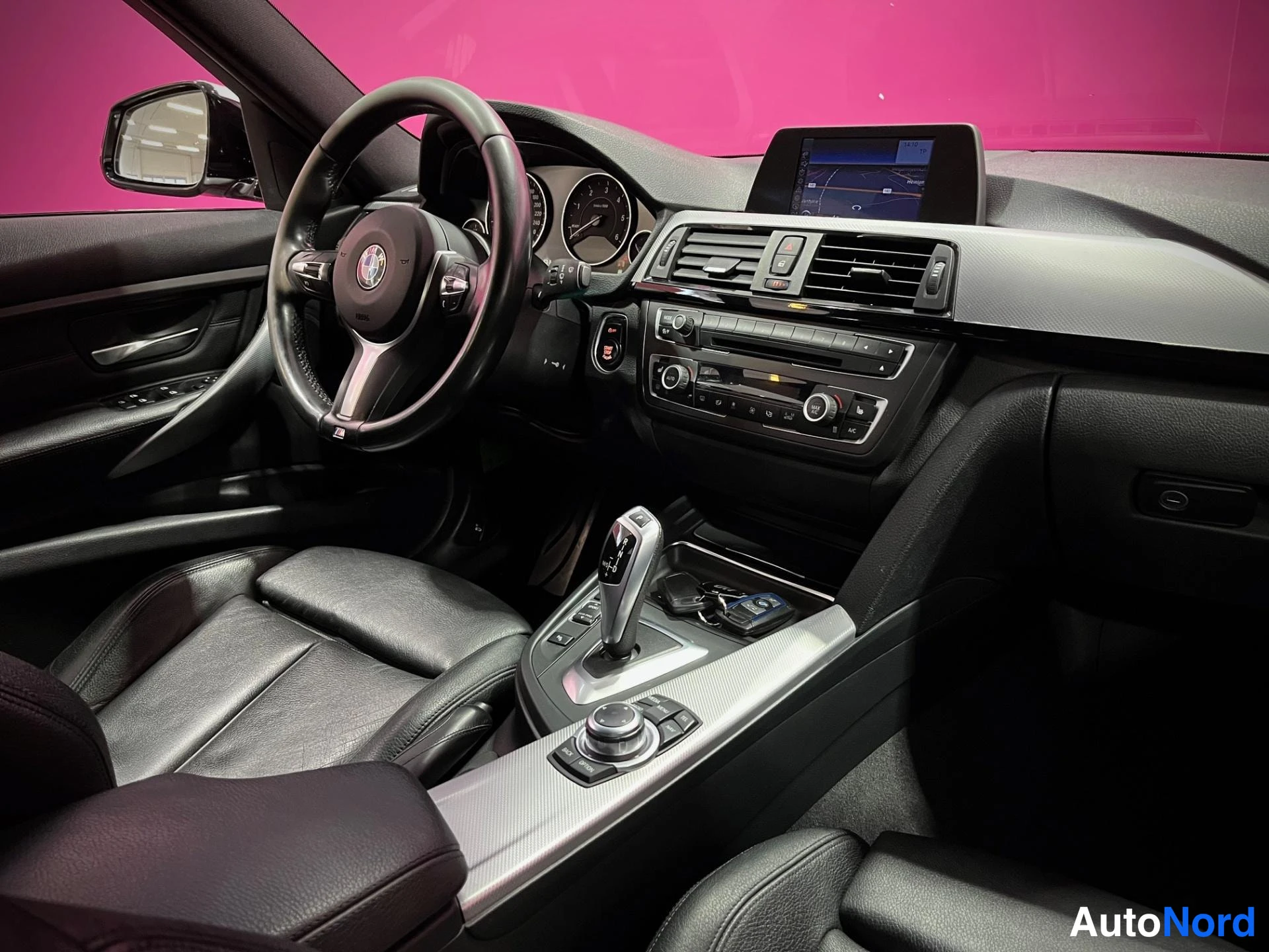 Silver BMW 330d 2012, cockpit, photo 10