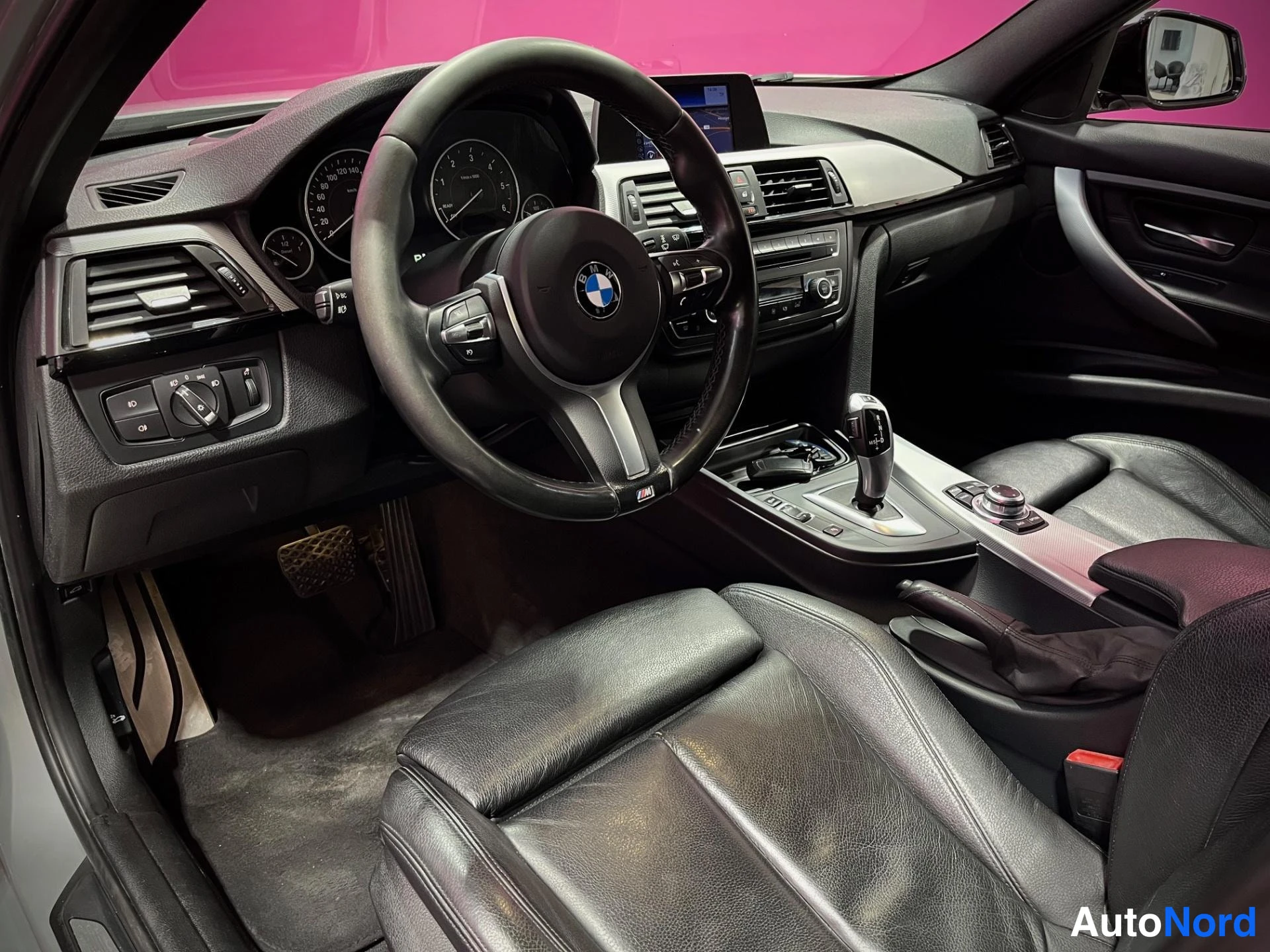 Silver BMW 330d 2012, cockpit, photo 7