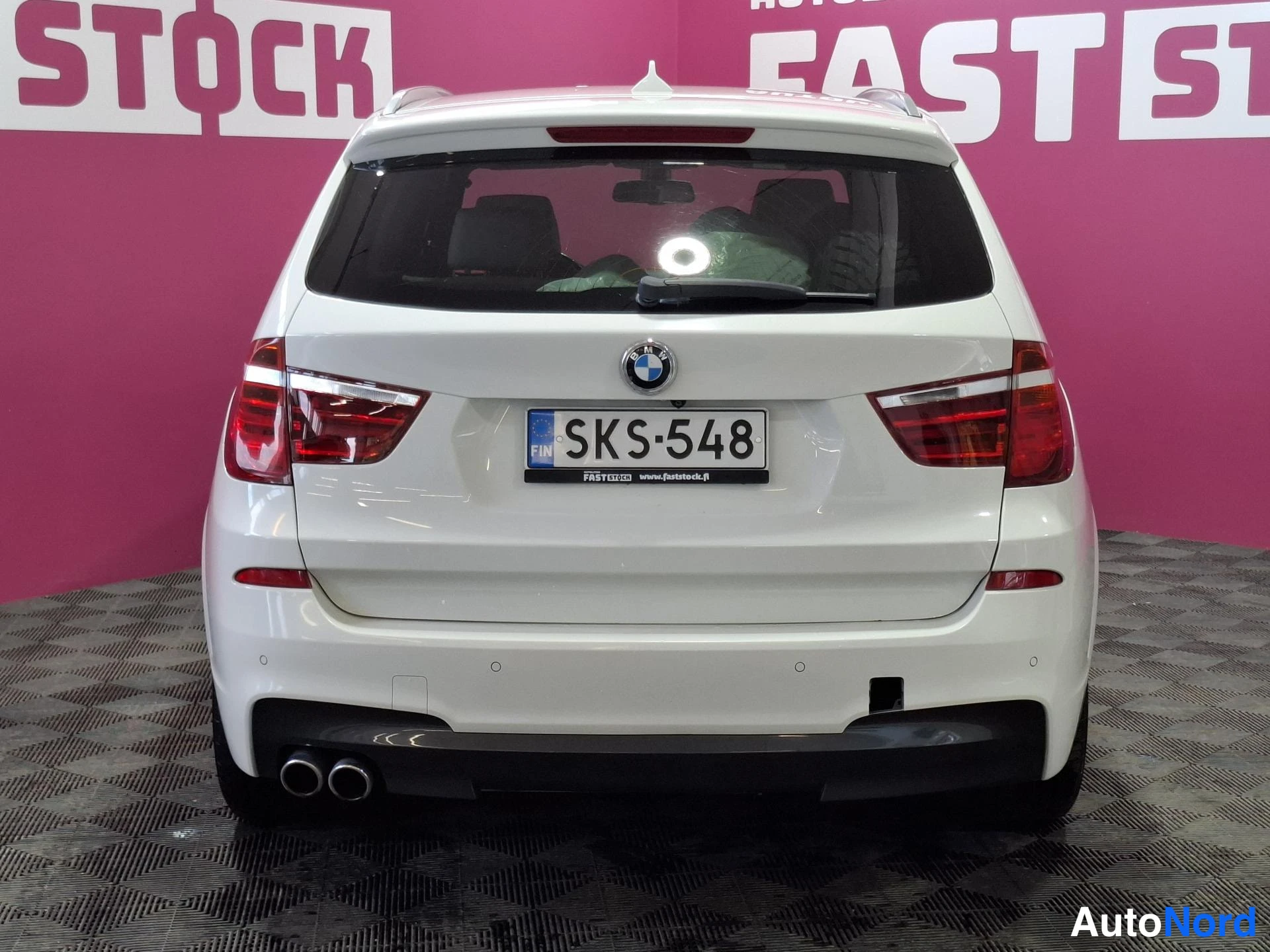 White BMW X3 xDrive30d 2012, rear, photo 6